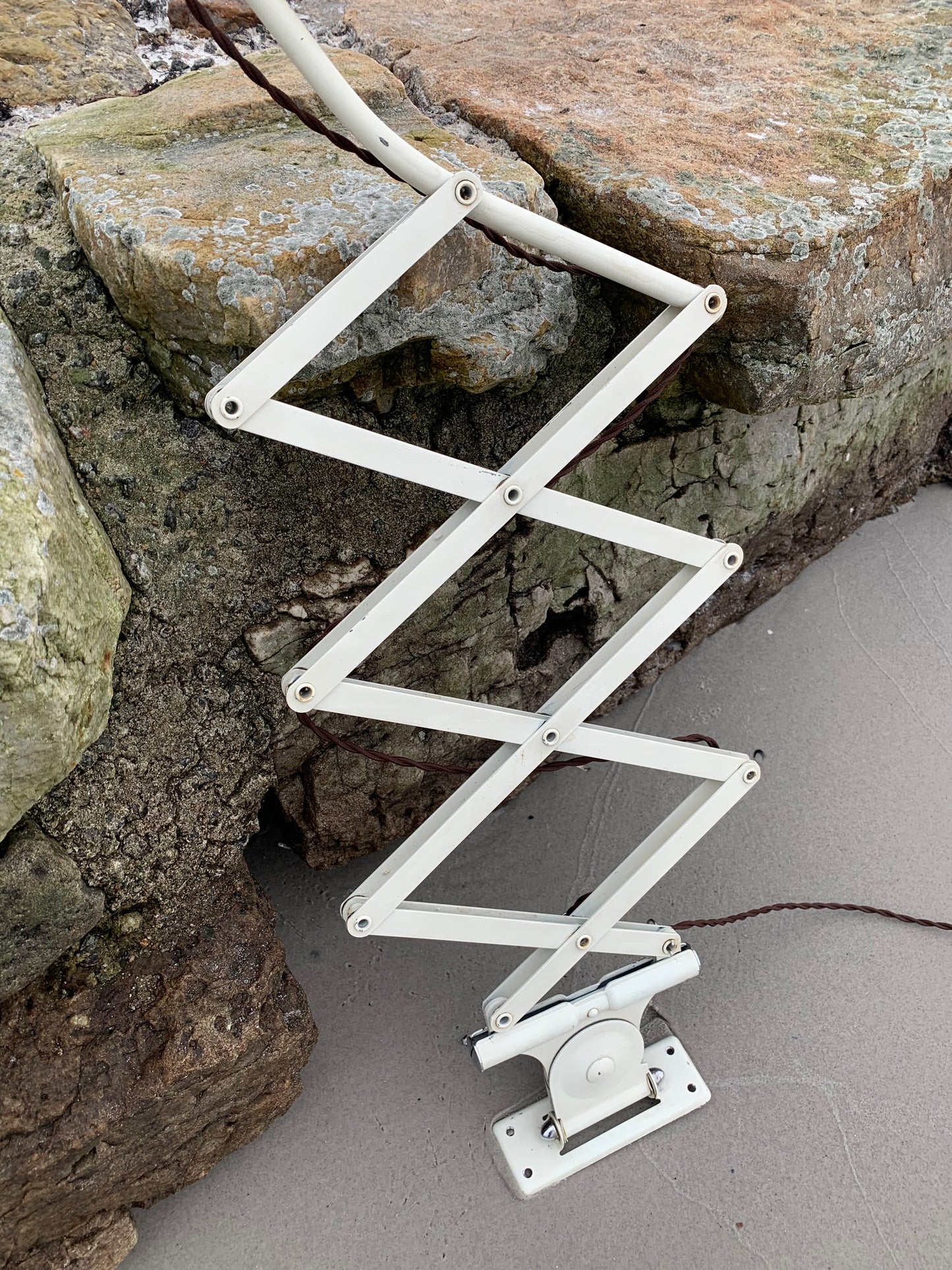 Kaiser Idell 6614 - Original creme (den store model)