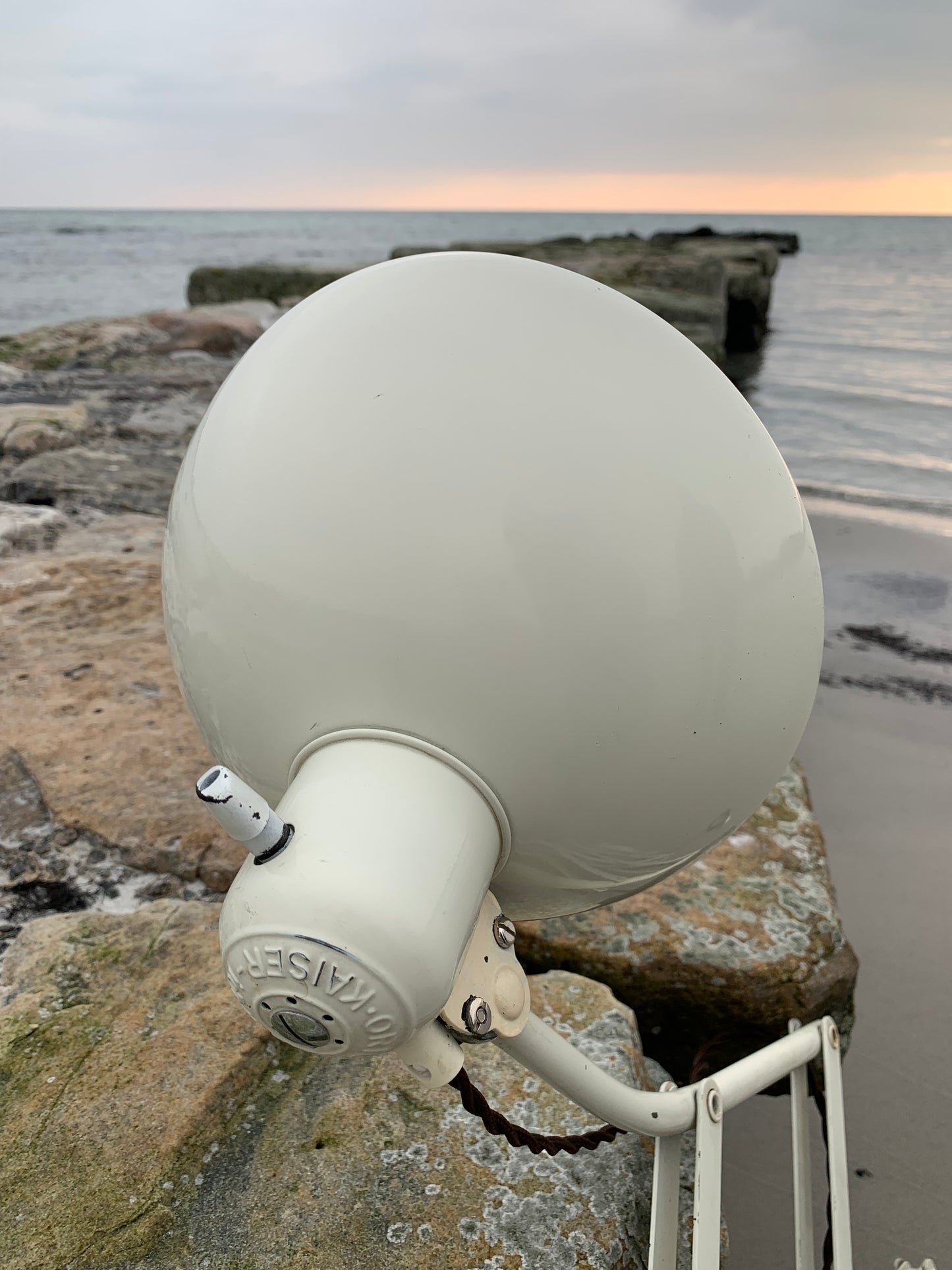 Kaiser Idell 6614 - Original creme (den store model)