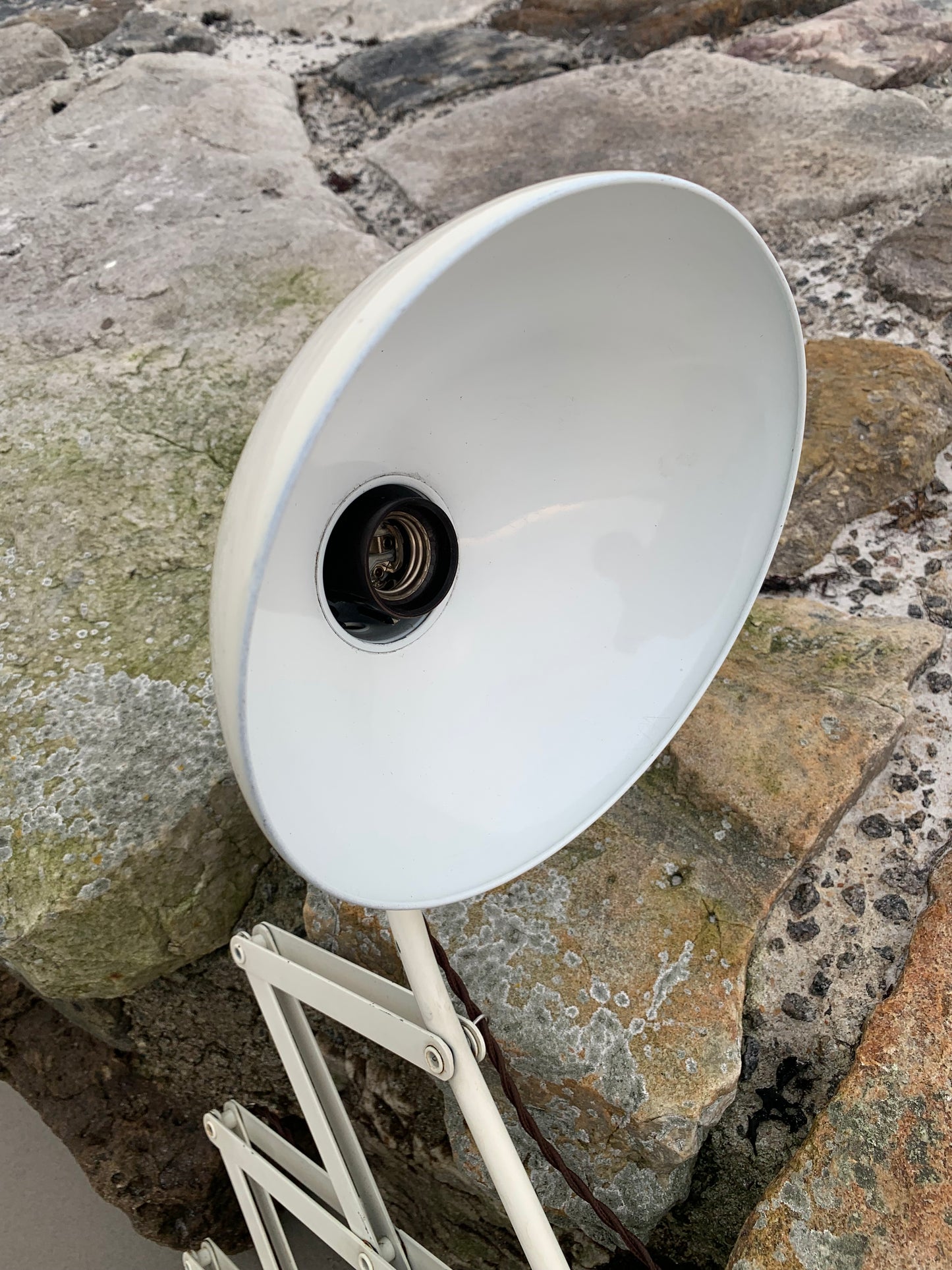 Kaiser Idell 6614 - Original creme (den store model)