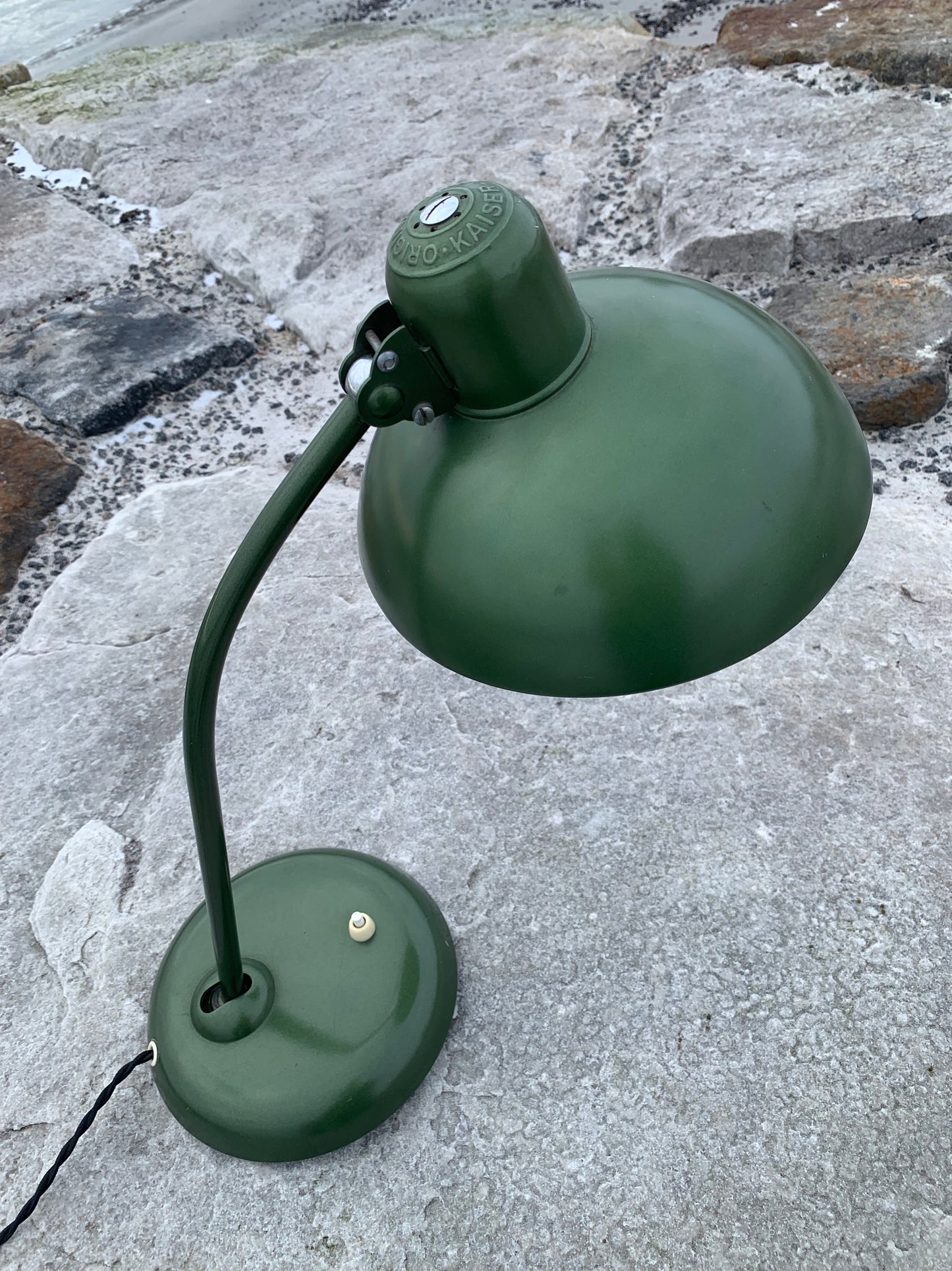 Kaiser Idell 6556 - Original grøn