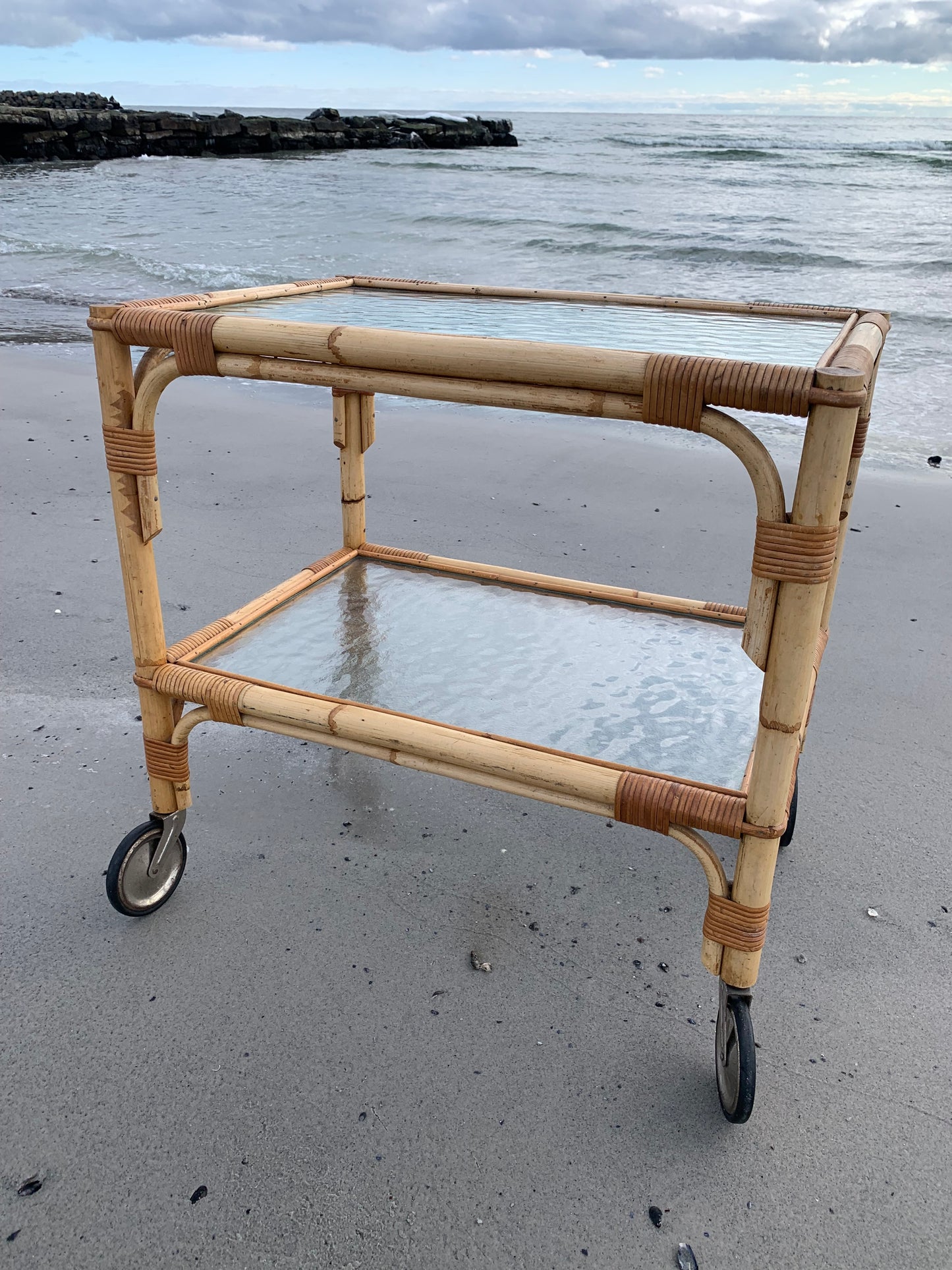 Rullebord/vogn i bambus