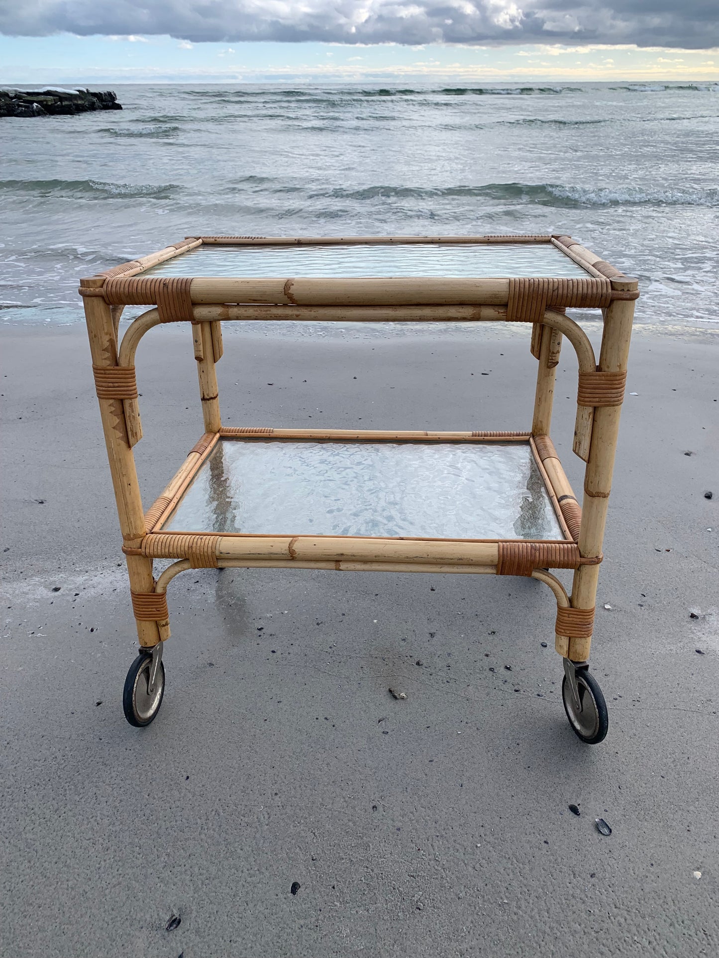 Rullebord/vogn i bambus