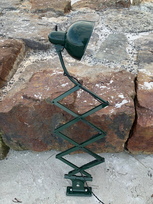 Kaiser Idell 6614 - Grøn (Den store model)