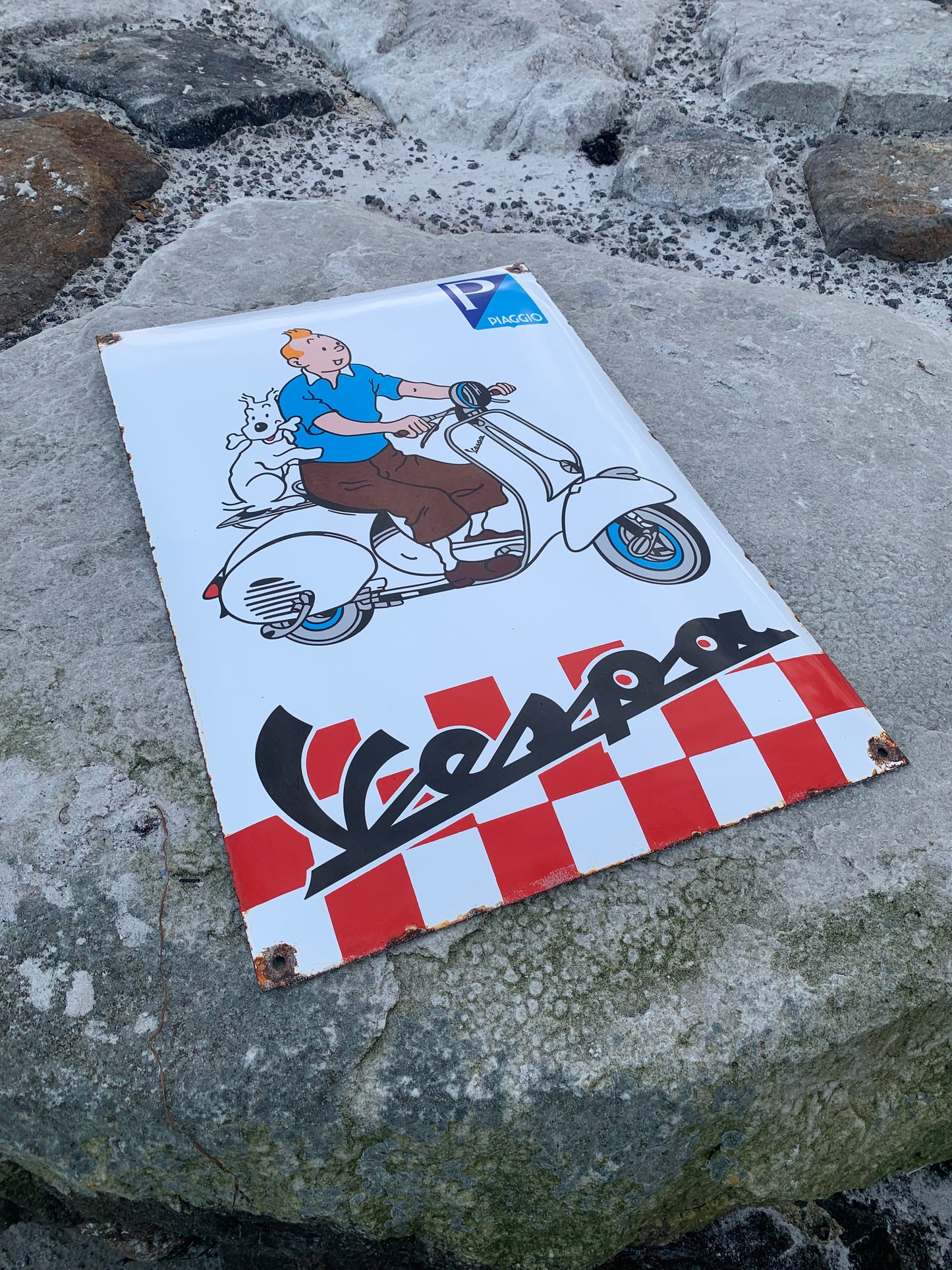 Tintin og Vespa skilt