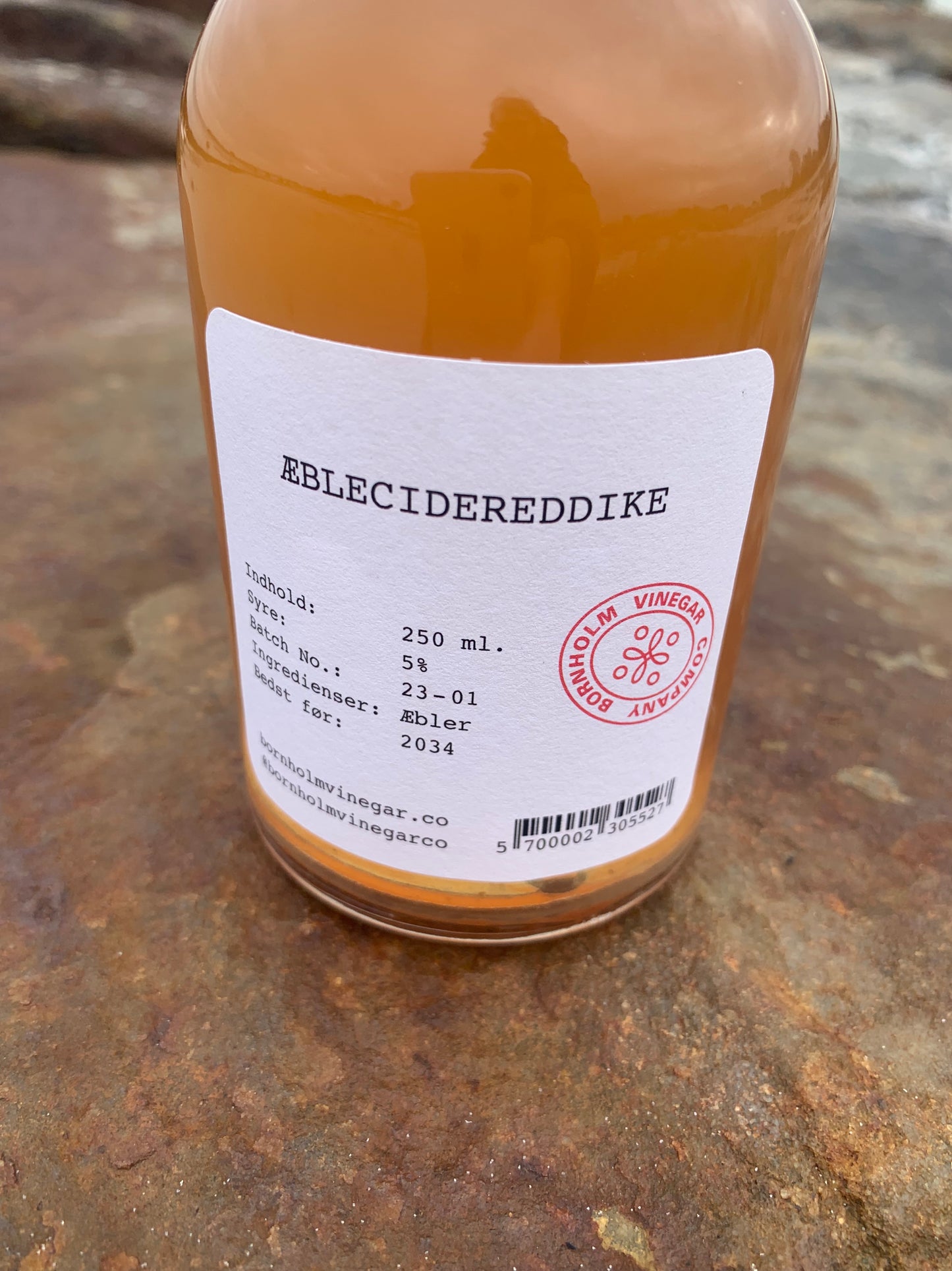 BORNHOLM VINEGAR COMPANY - ÆBLECIDEREDDIKE  250 ml.
