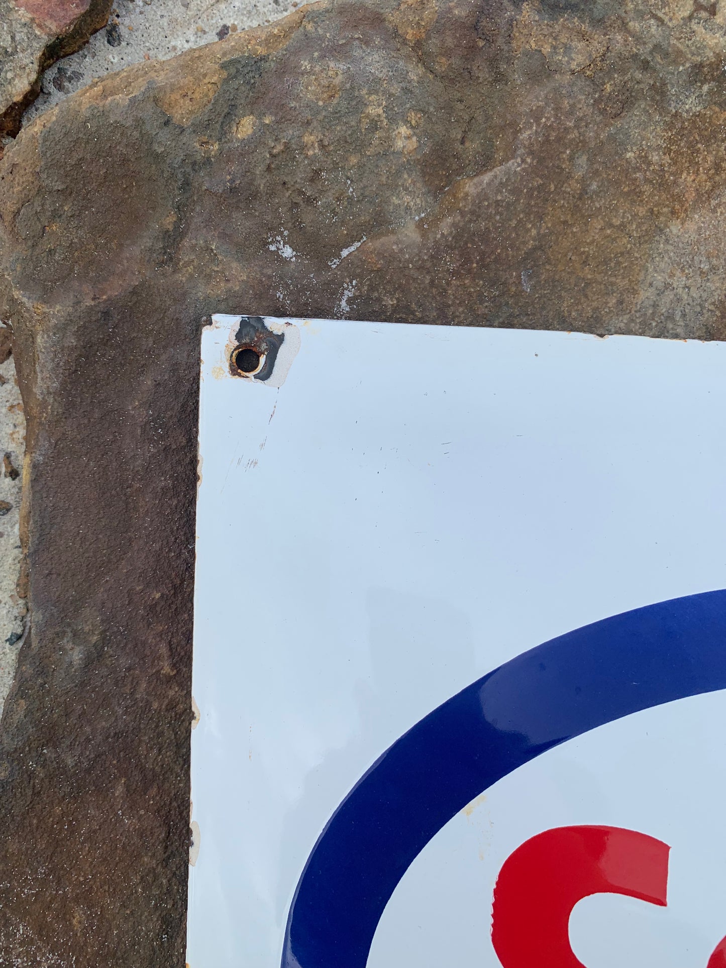 Emaljeskilt med Kaptajn Haddock og Esso