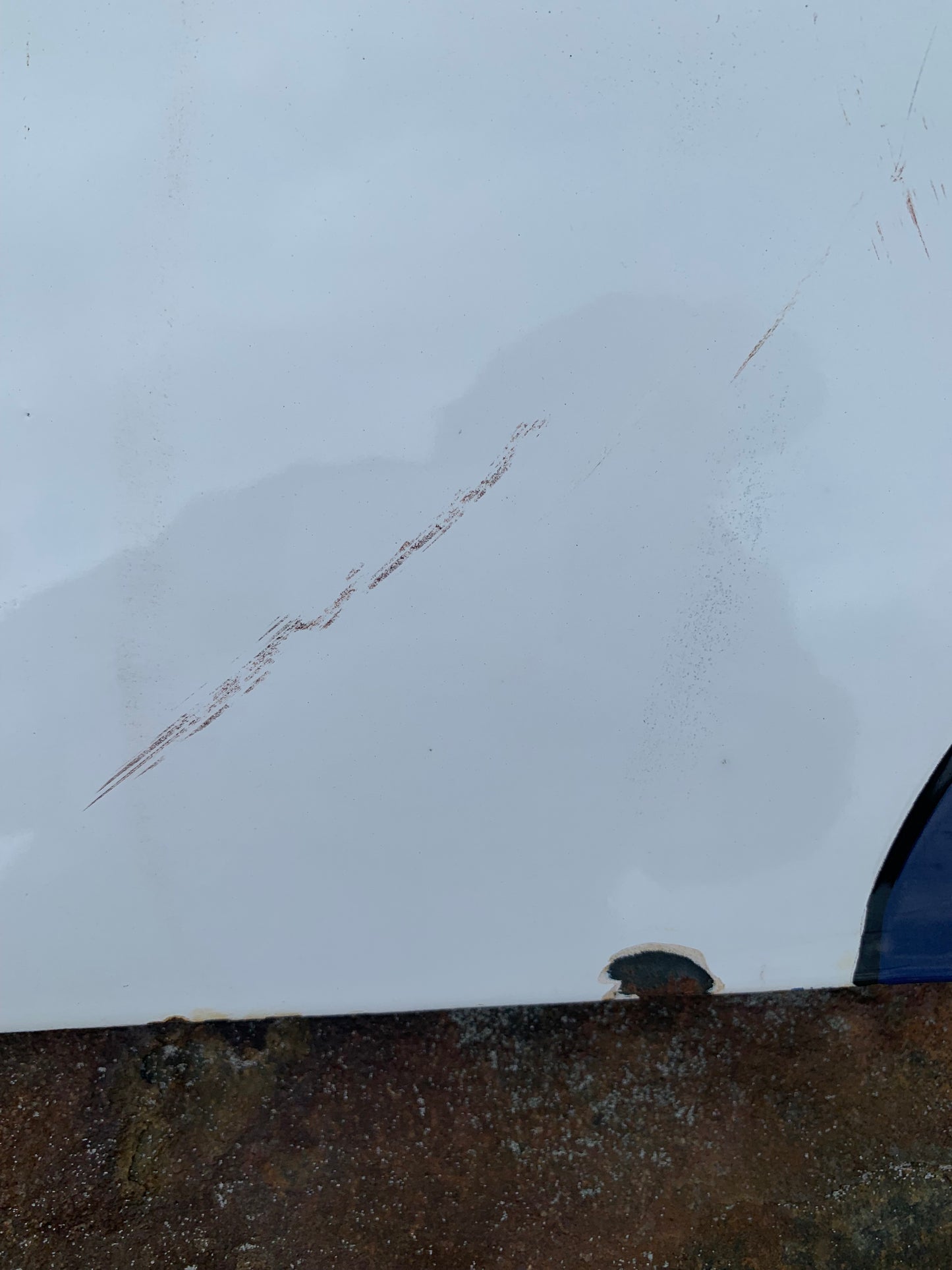 Emaljeskilt med Kaptajn Haddock og Esso