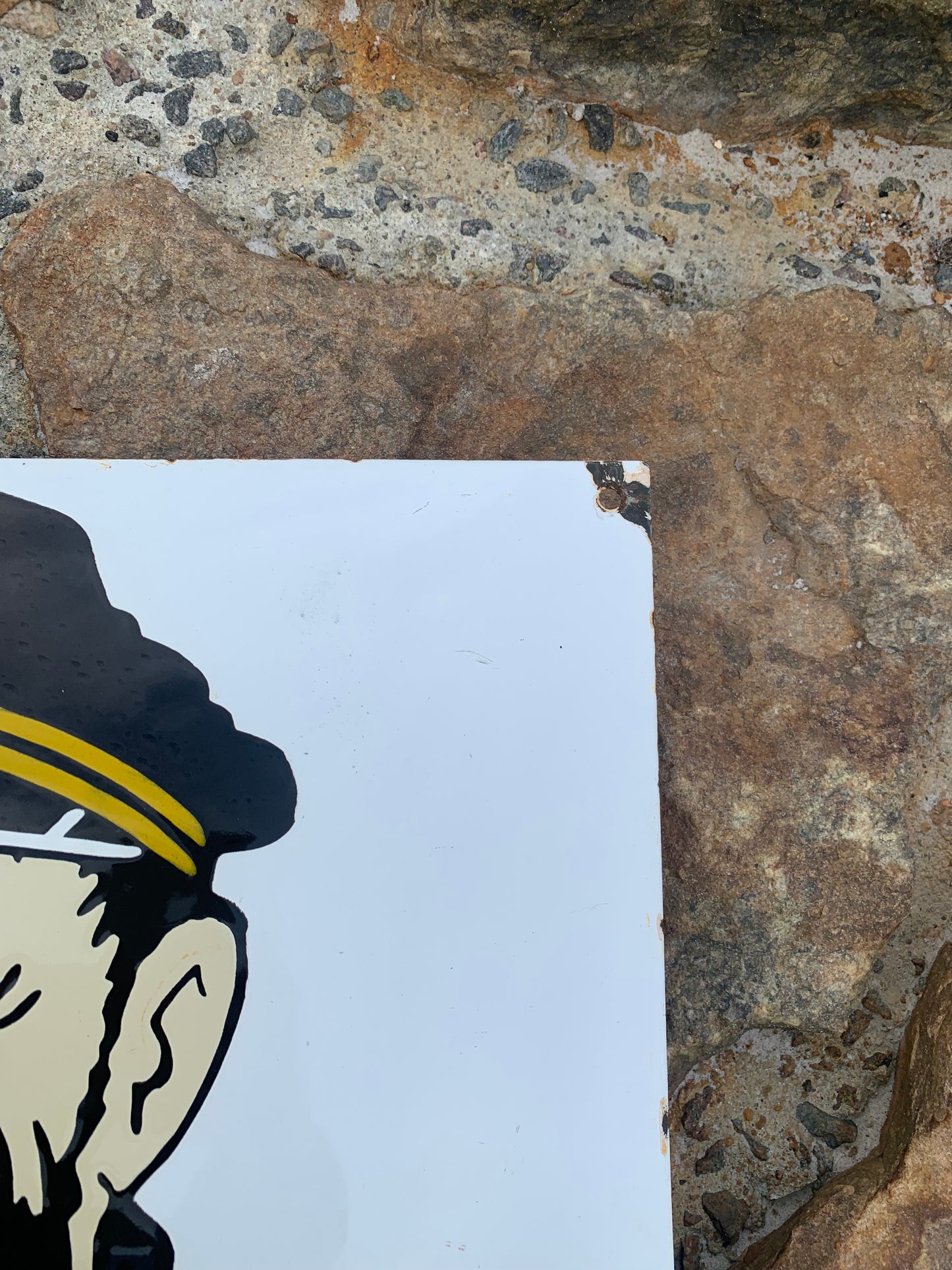 Emaljeskilt med Kaptajn Haddock og Esso