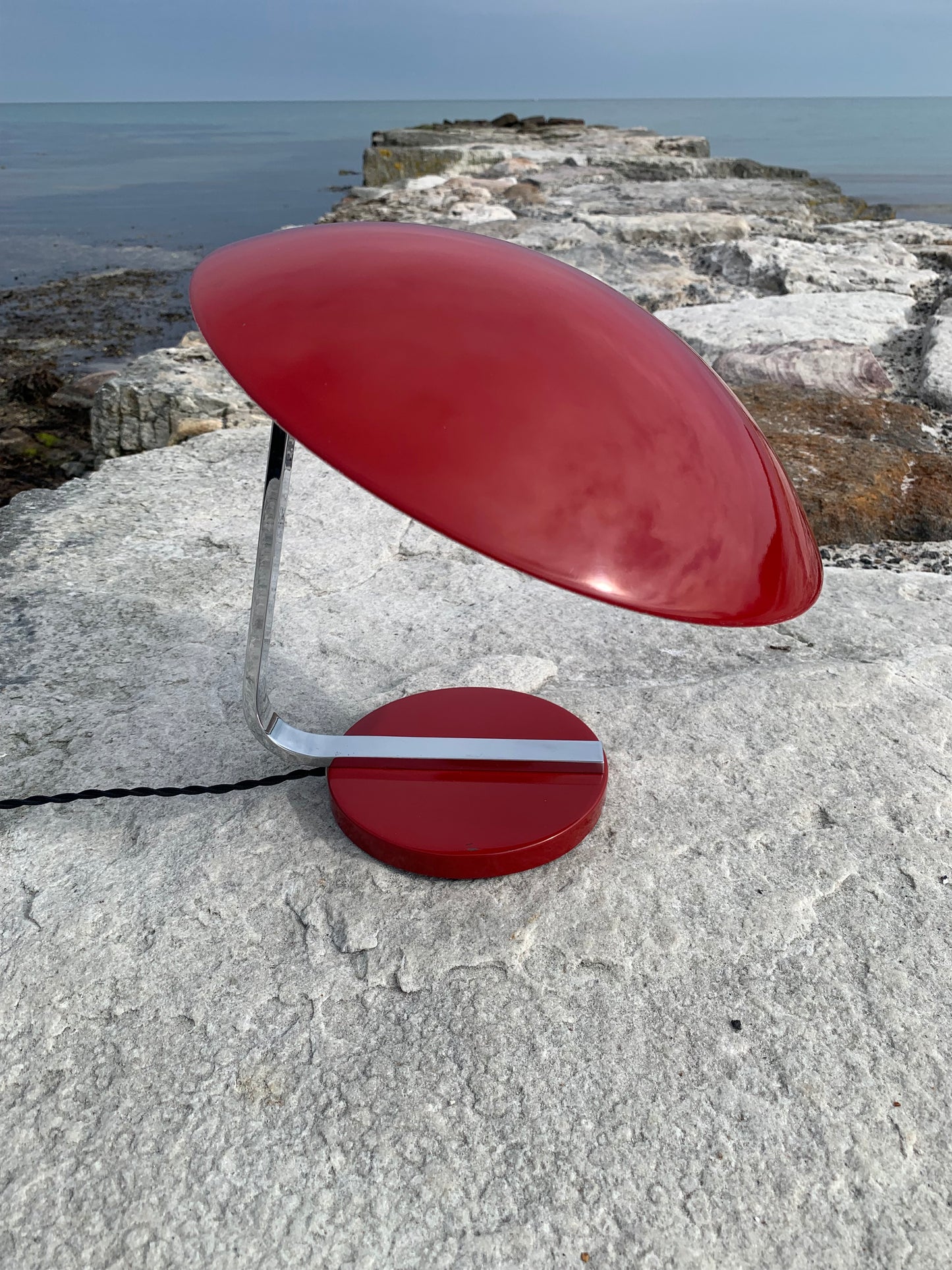 Kaiser Idell 6643 - Original rød