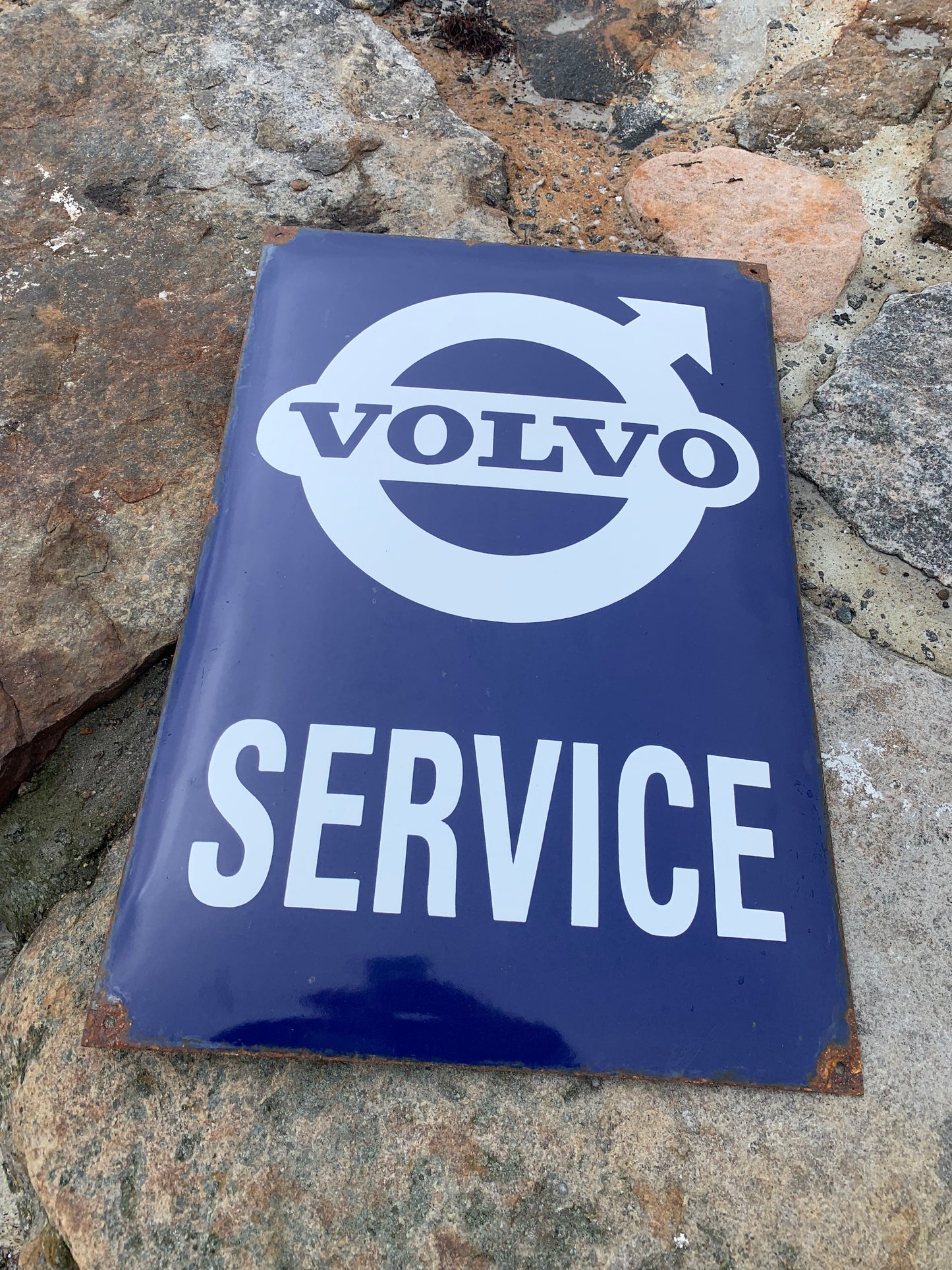 Volvo emaljeskilt (hvælvet)