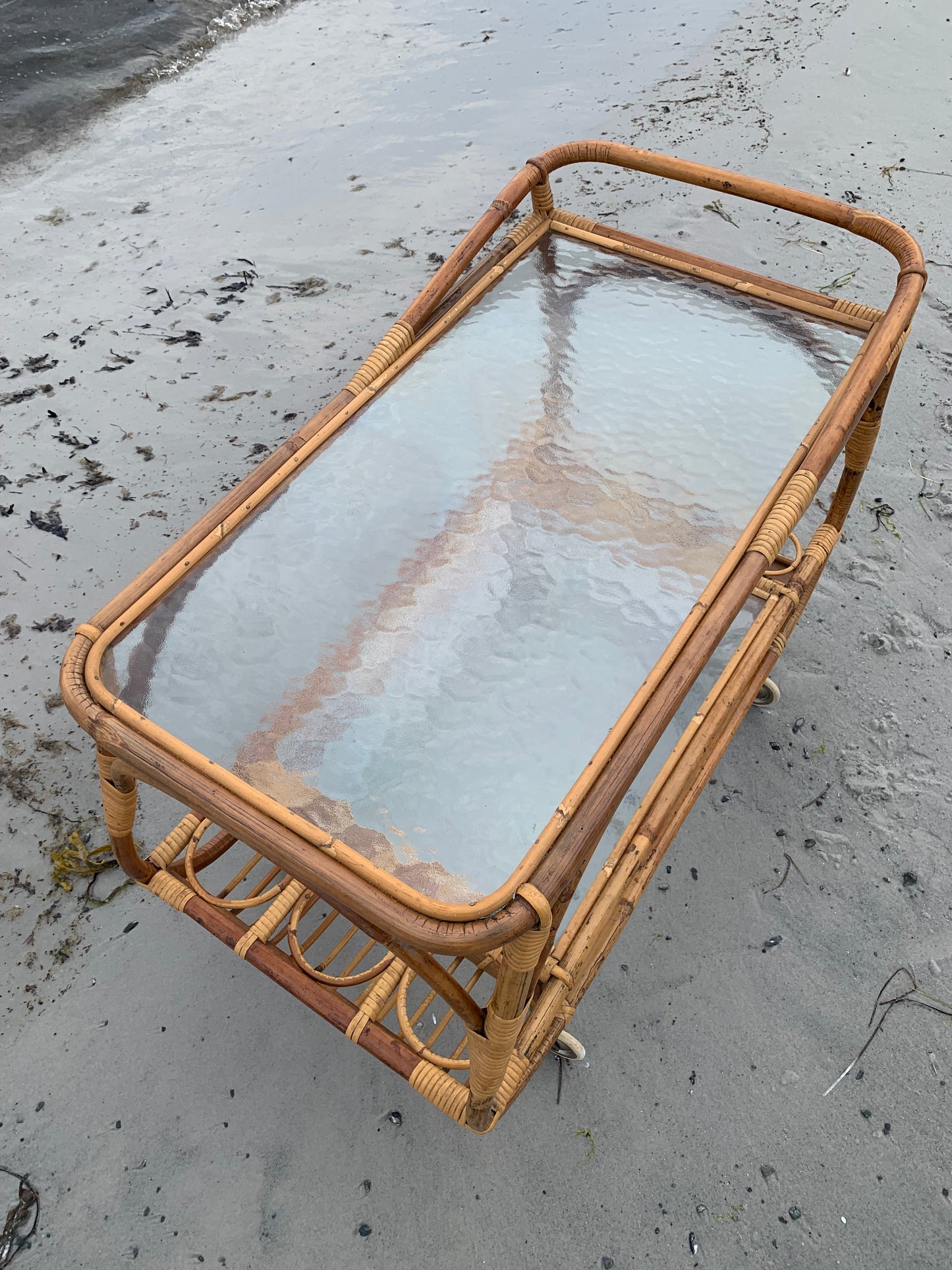 Bambusbord med hjul