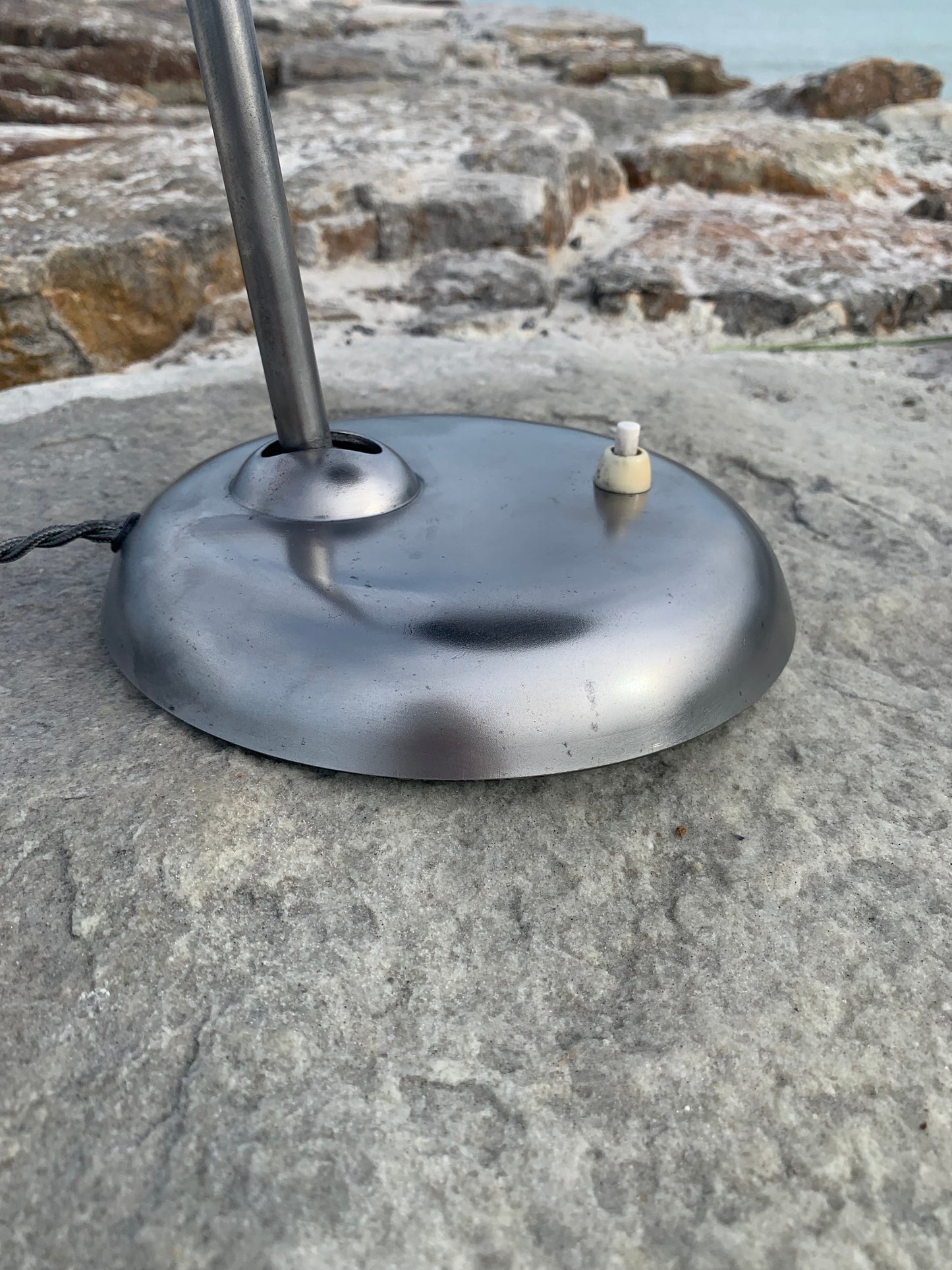 Kaiser Idell 6556 - Rå metal
