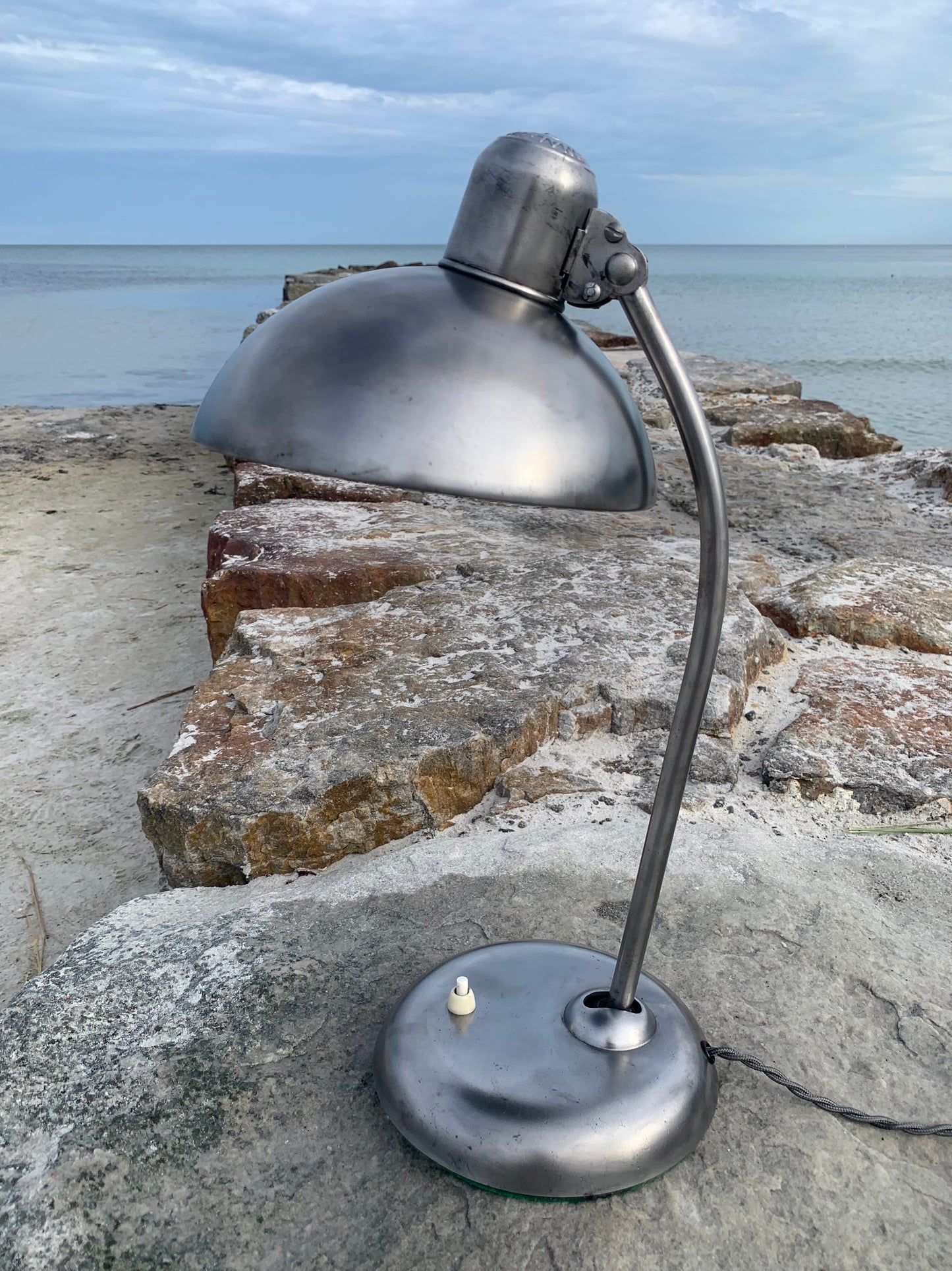 Kaiser Idell 6556 - Rå metal