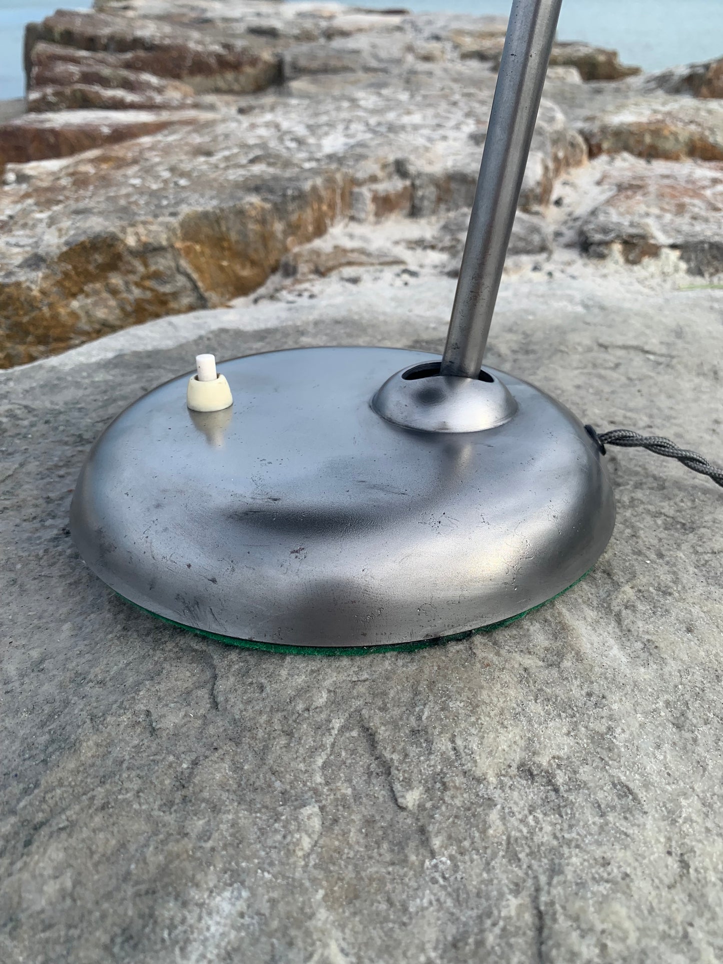 Kaiser Idell 6556 - Rå metal