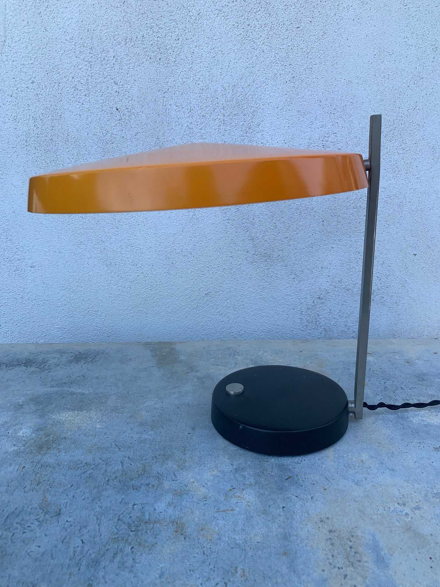 Hillebrand “Oslo” designet af Dr. Heinz Georg Pfaender i 1961 - Original orange (Vandt den prestigefyldte IF Design Award i 1962)