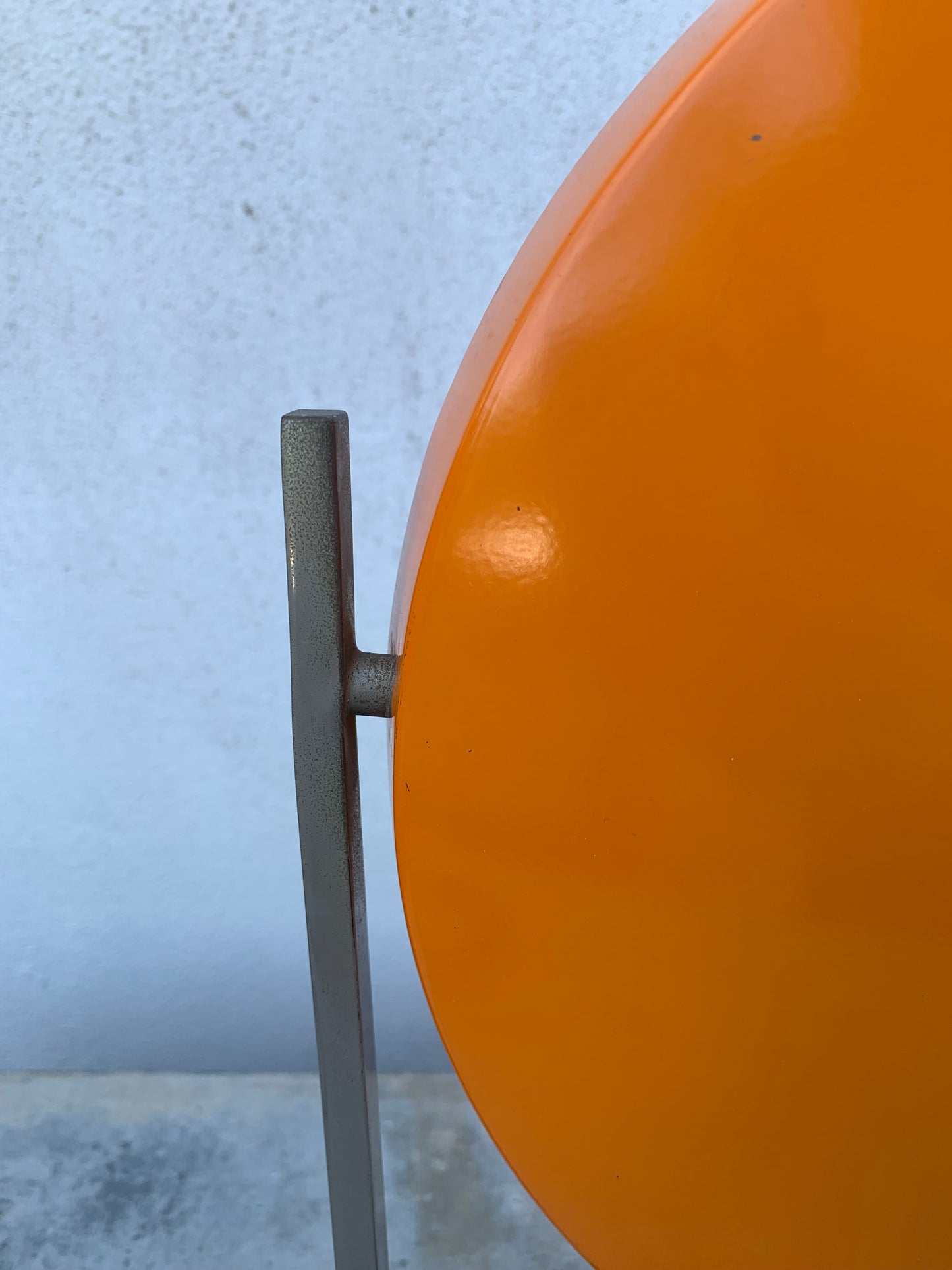 Hillebrand “Oslo” designet af Dr. Heinz Georg Pfaender i 1961 - Original orange (Vandt den prestigefyldte IF Design Award i 1962)