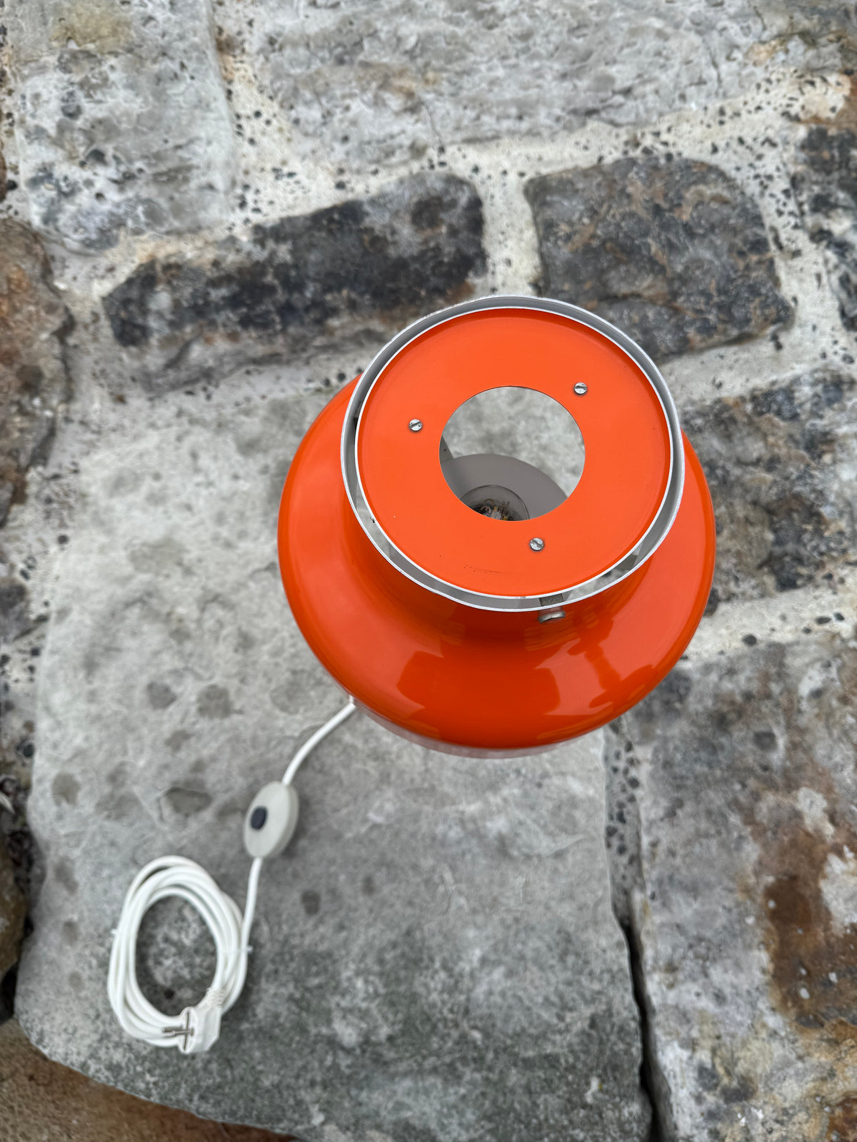 Bumling designet af Anders Pehrson for Ateljé Lyktan - Original Orange