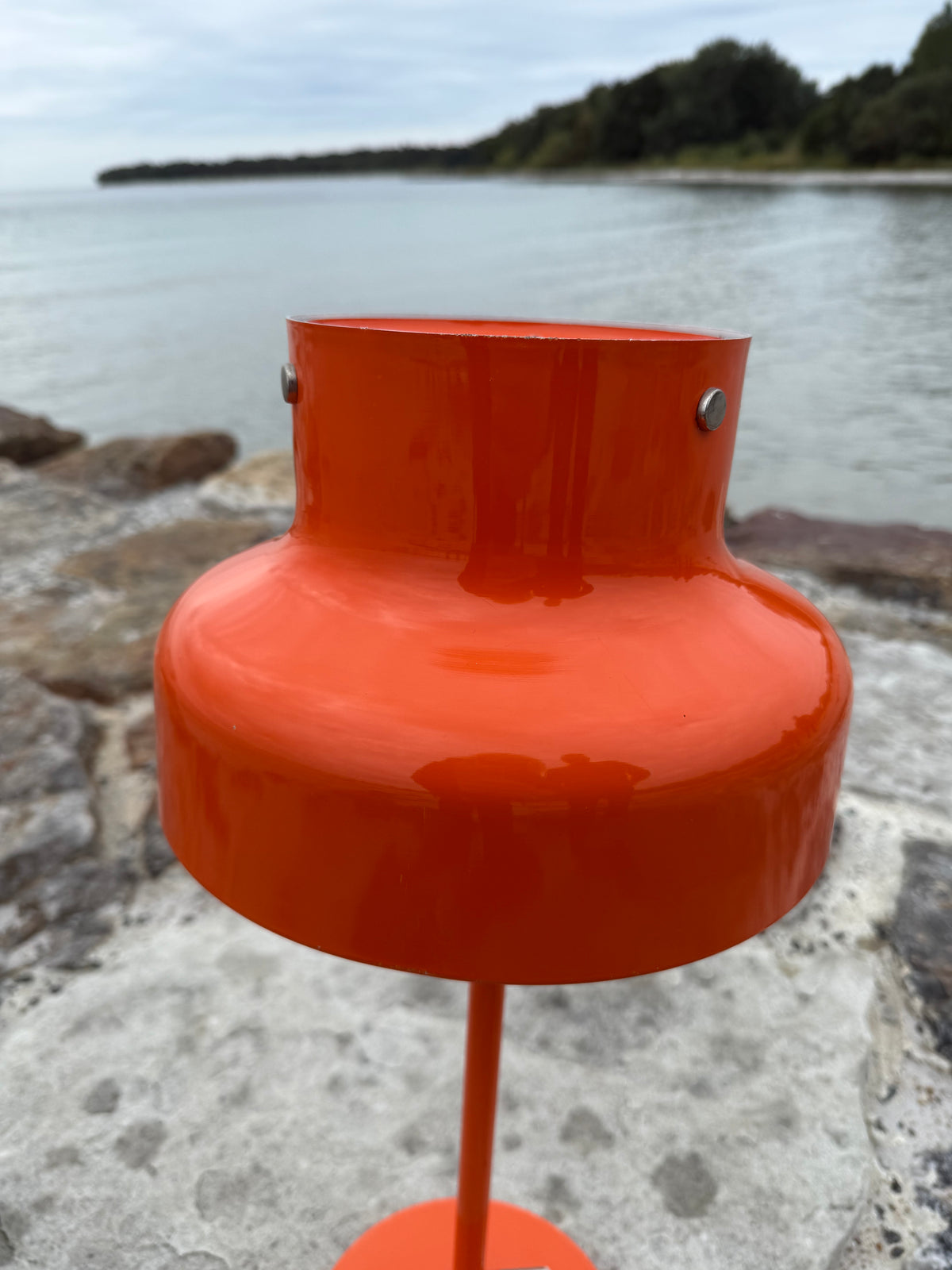 Bumling designet af Anders Pehrson for Ateljé Lyktan - Original Orange