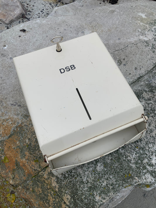 DSB papirdispenser