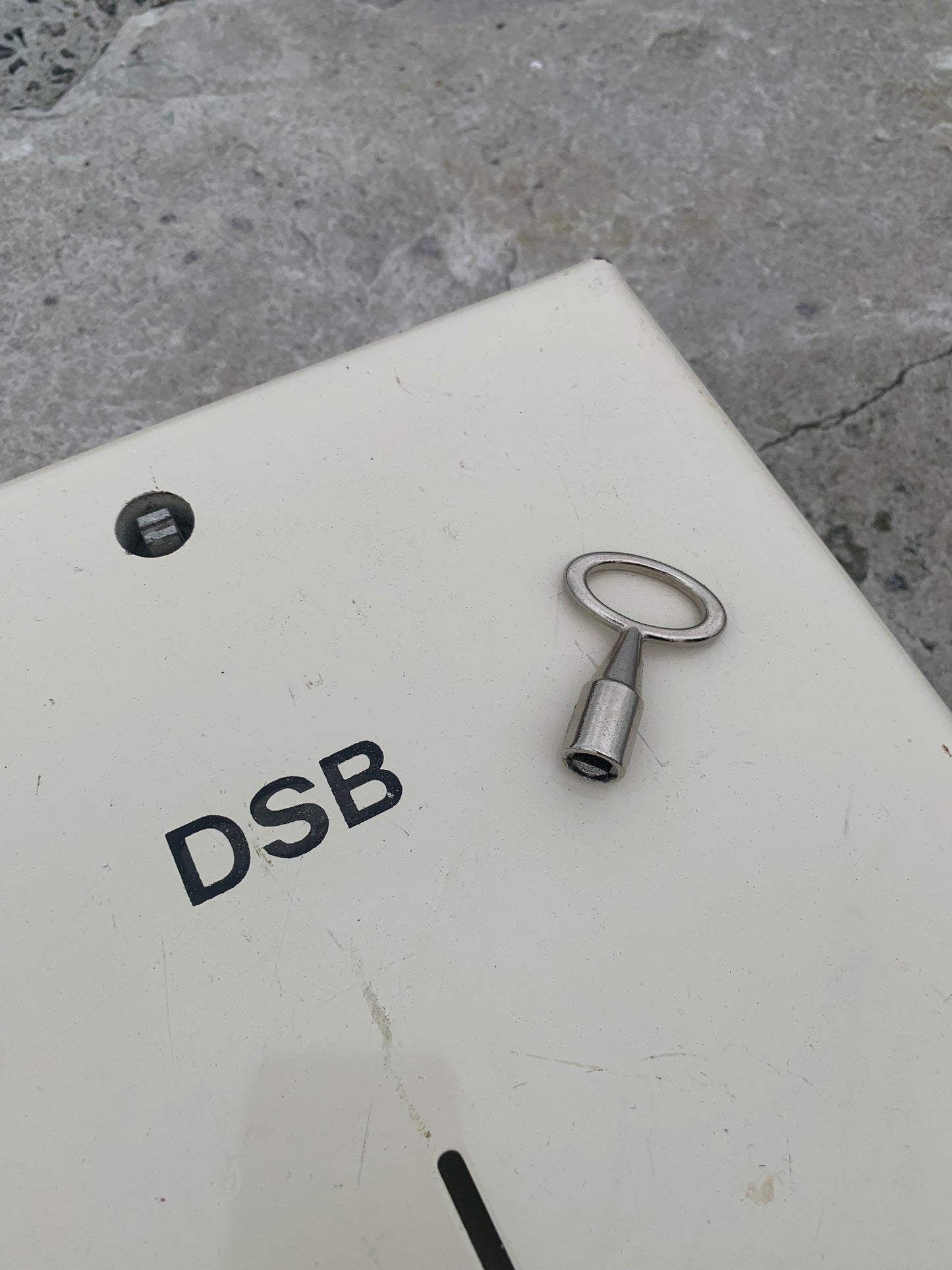 DSB papirdispenser