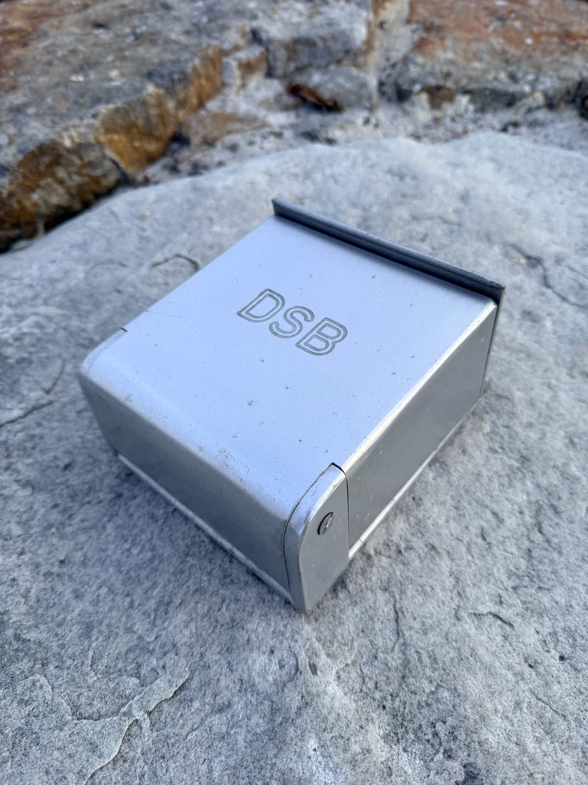 DSB Askebæger med logo