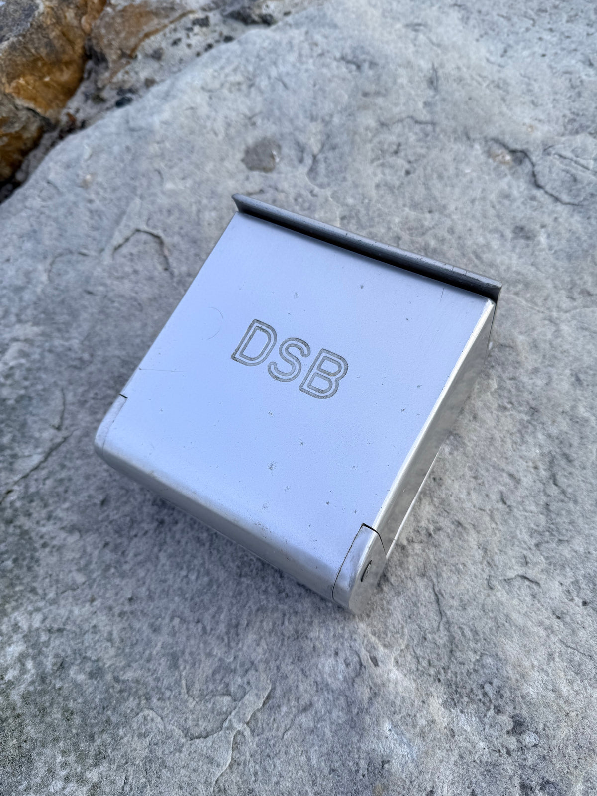 DSB Askebæger med logo