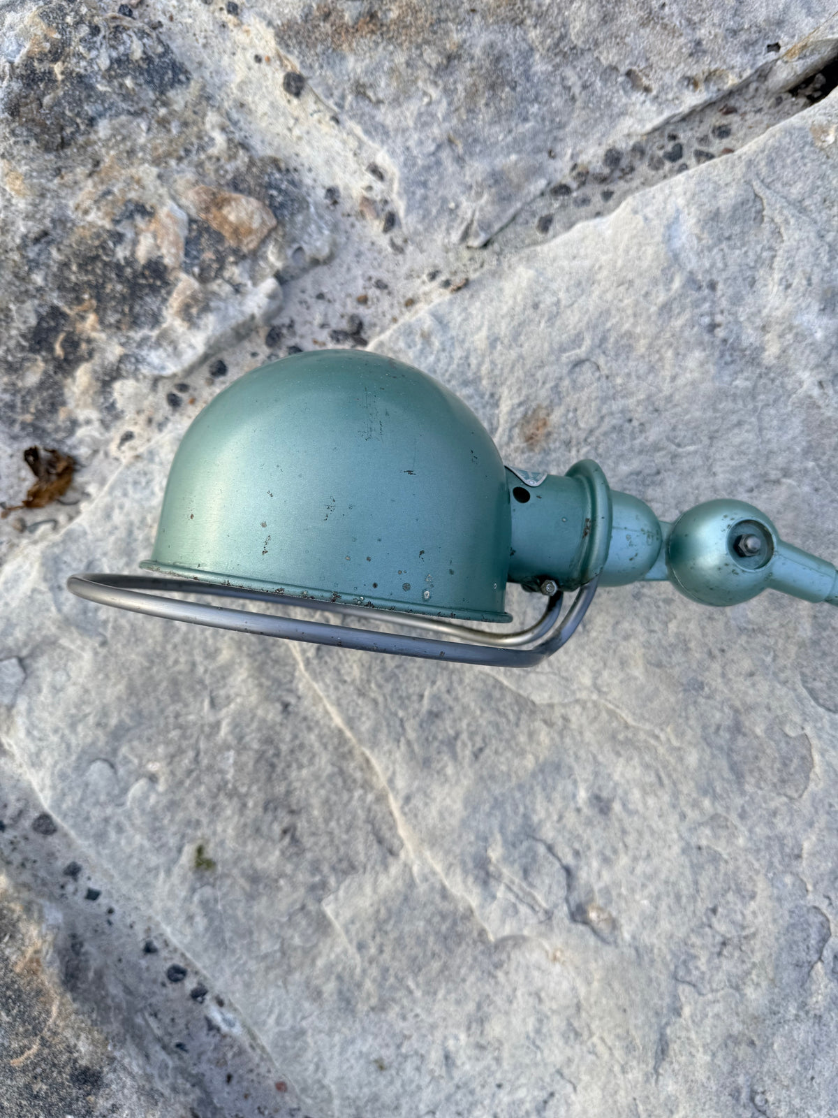 Jieldé med to arme og bordbeslag