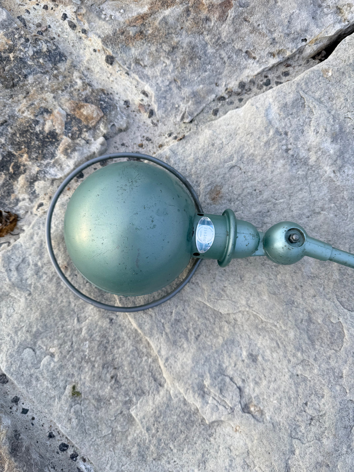 Jieldé med to arme og bordbeslag