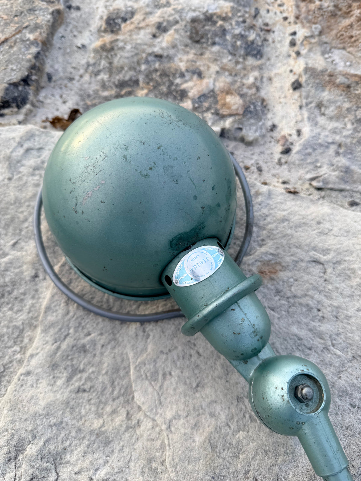 Jieldé med to arme og bordbeslag