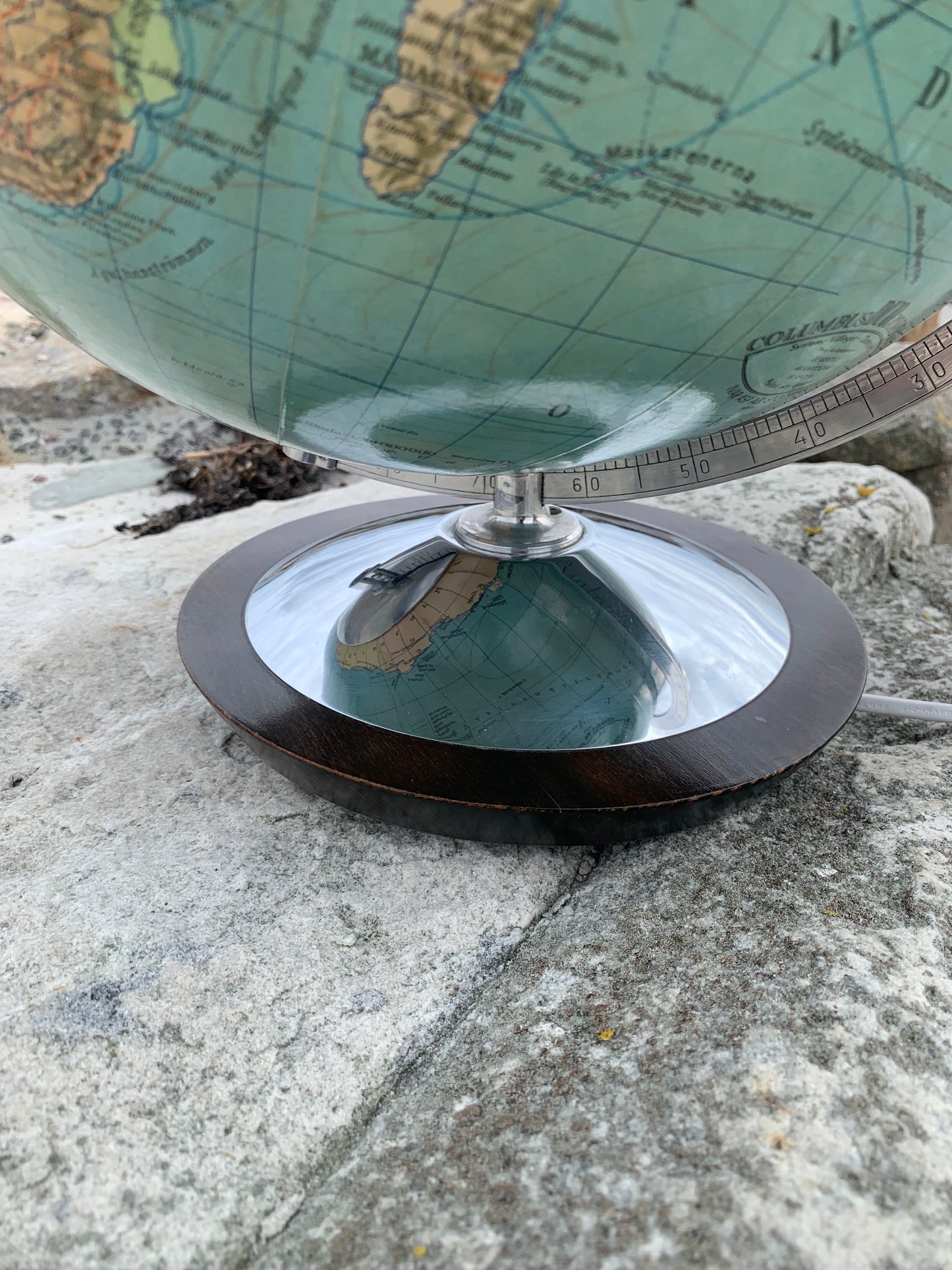 Globus i glas med lys (Stor udgave)
