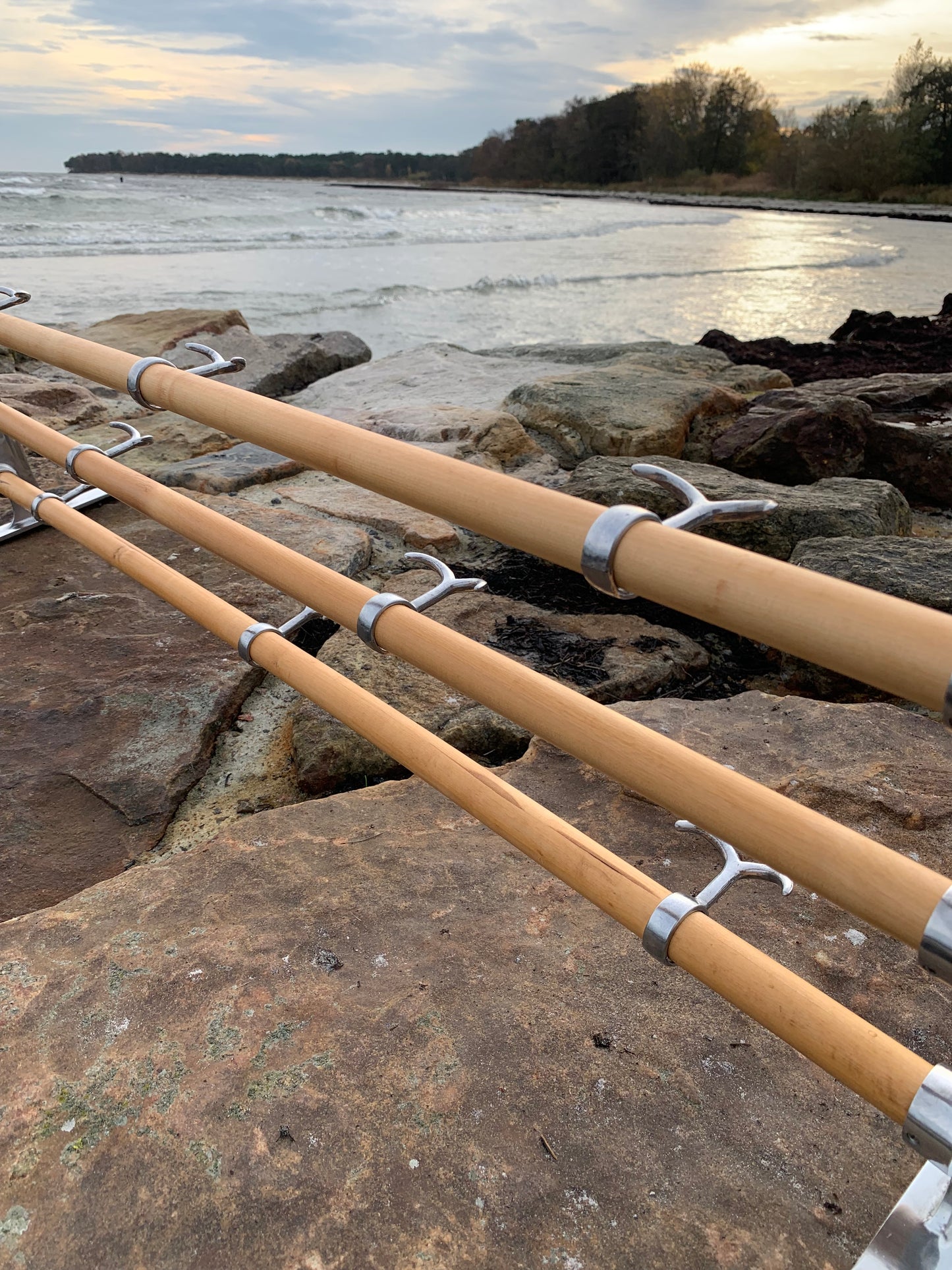 Hylde med hatteknage- Designet af Gunnar Bolin i 1937