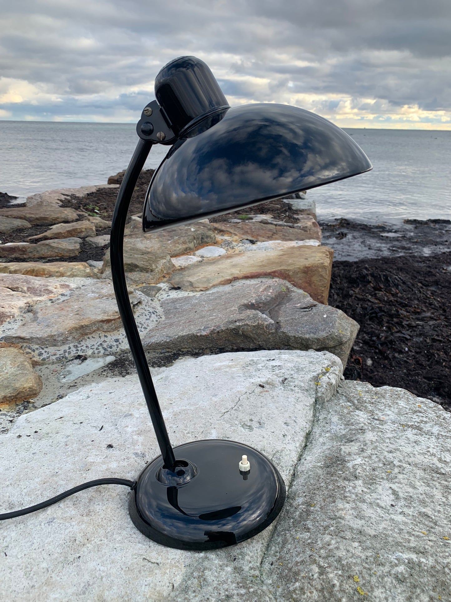 kaiser Idell 6556 - Sort