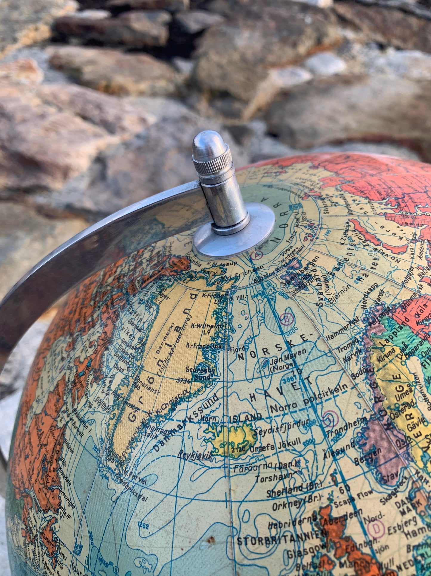 Globus i glas med lys (Stor udgave)