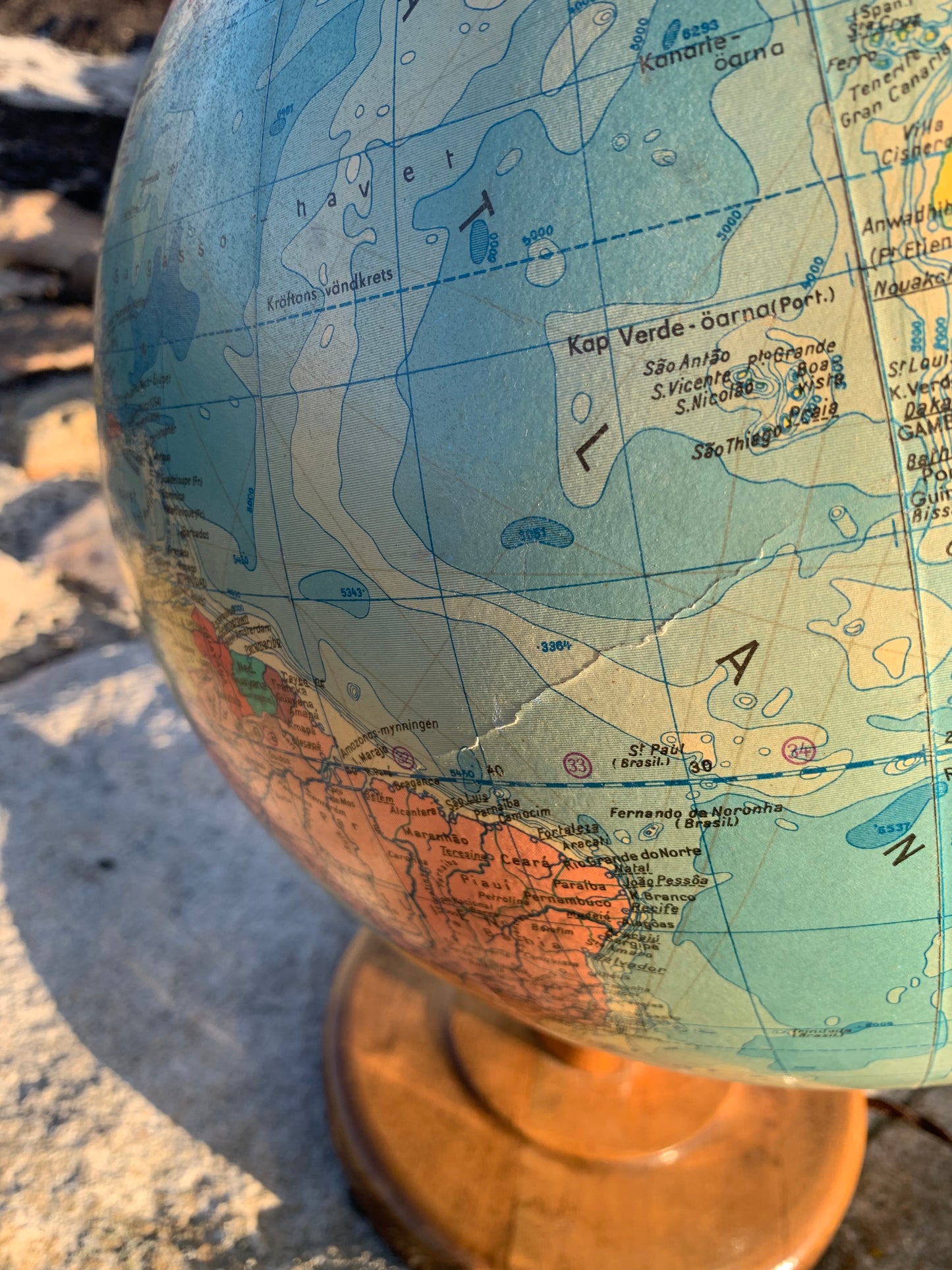 Globus i glas med lys (Stor udgave)