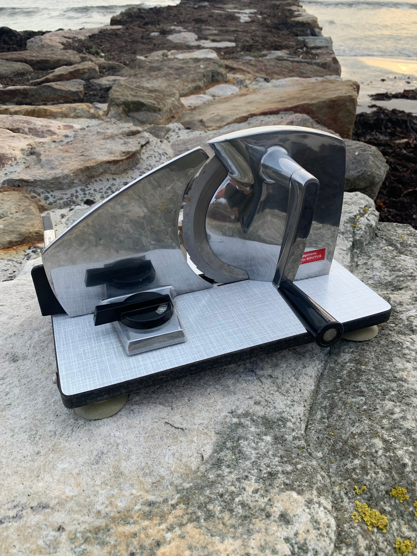 Nils Johan skæremaskine “Lilla Brutus”