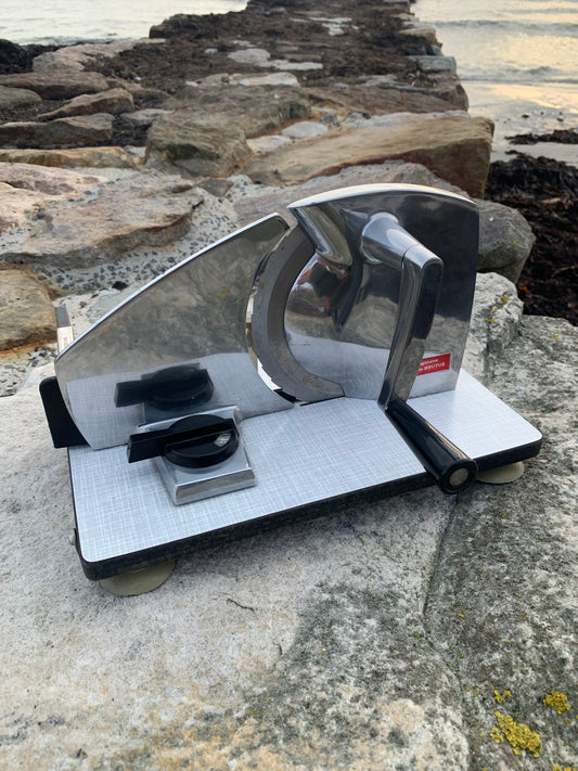 Nils Johan skæremaskine “Lilla Brutus”