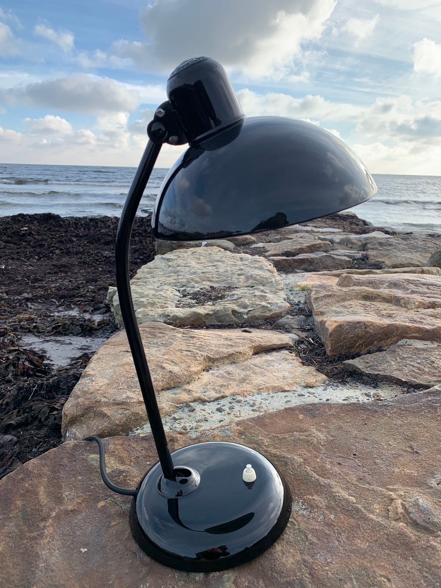 Kaiser Idell 6556 - Sort