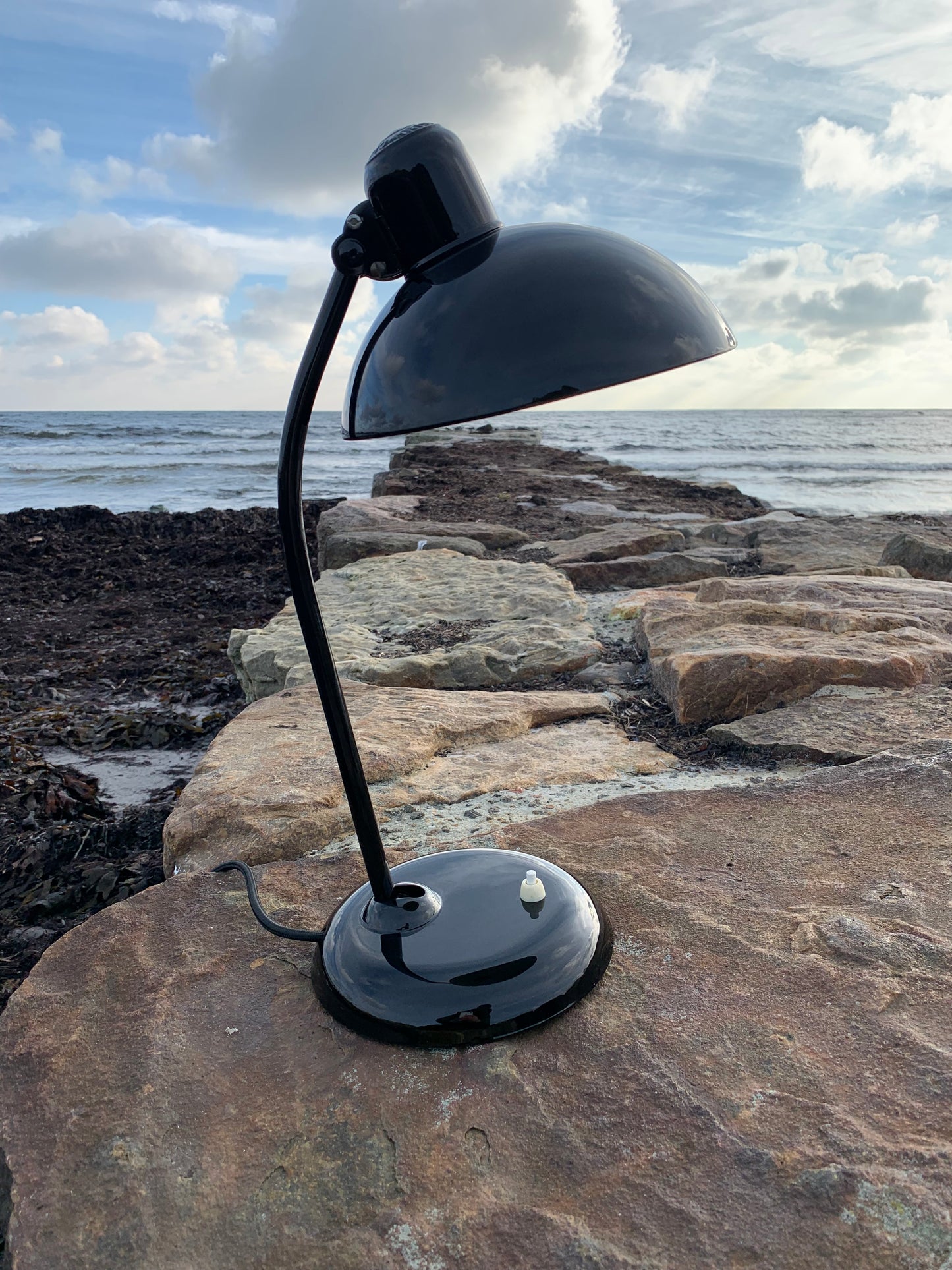 Kaiser Idell 6556 - Sort