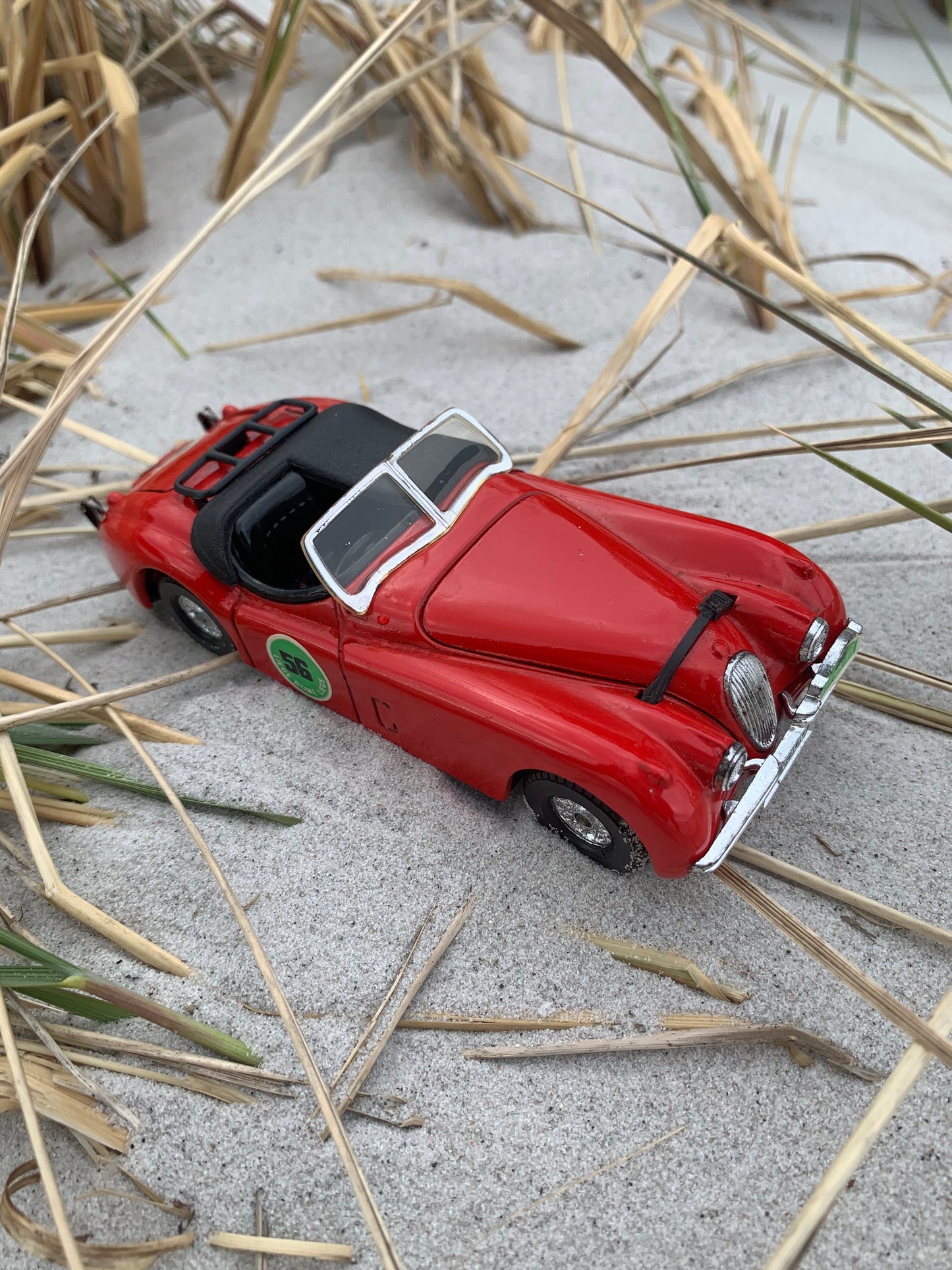 Rød Jaguar XK 120