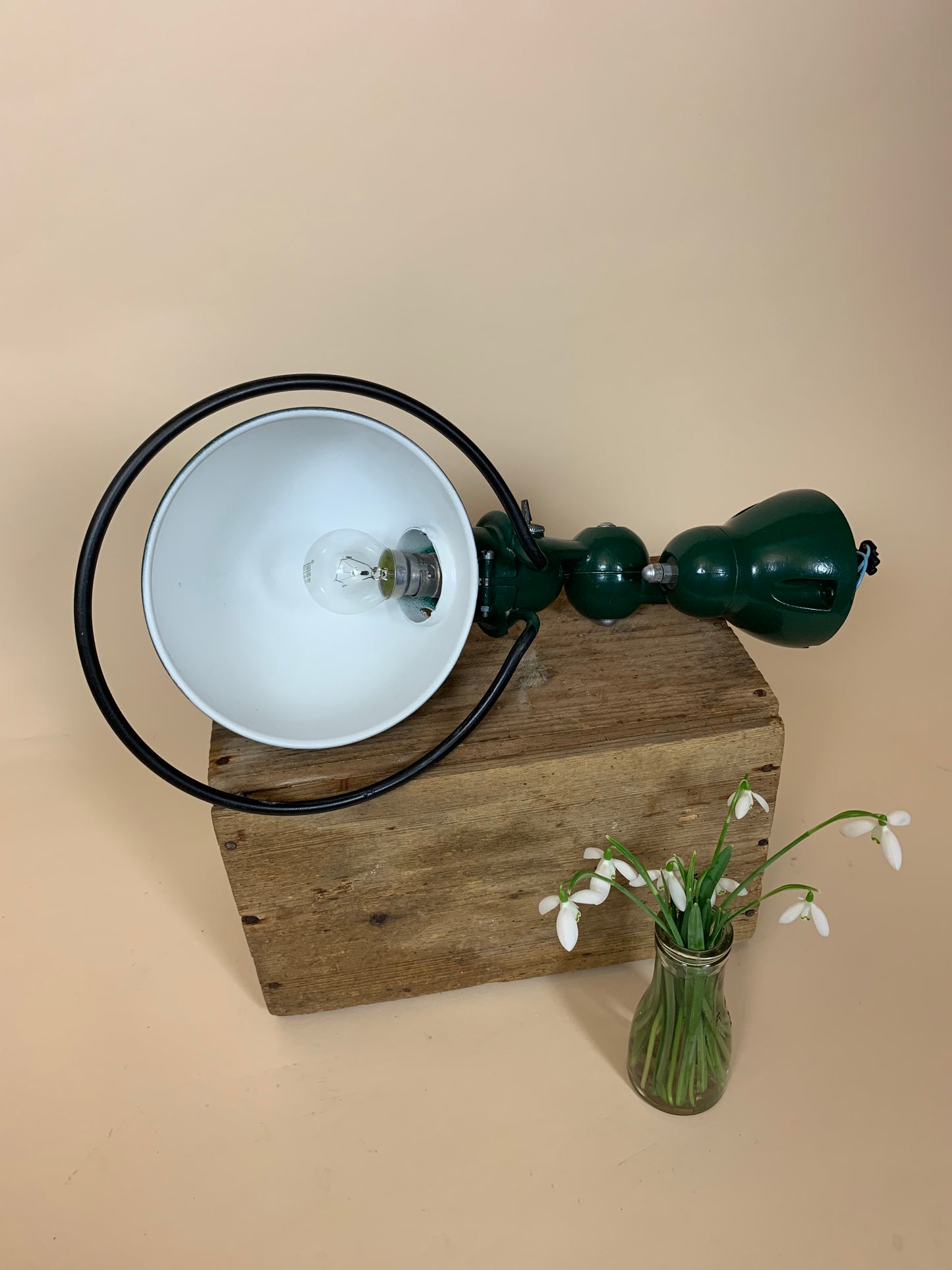Grøn Jieldé væglampe