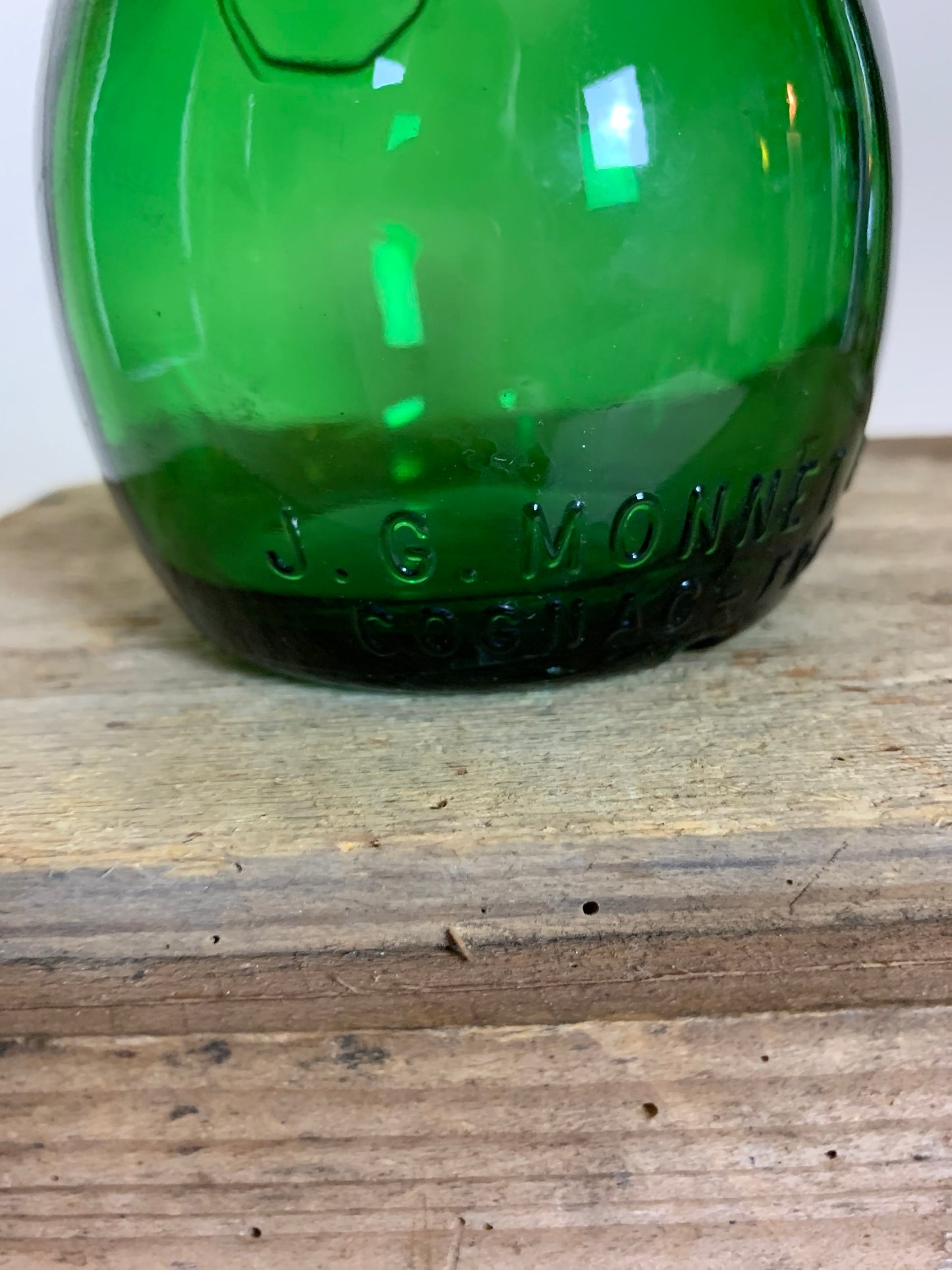 Grøn flaske i skøn “buttet” udgave