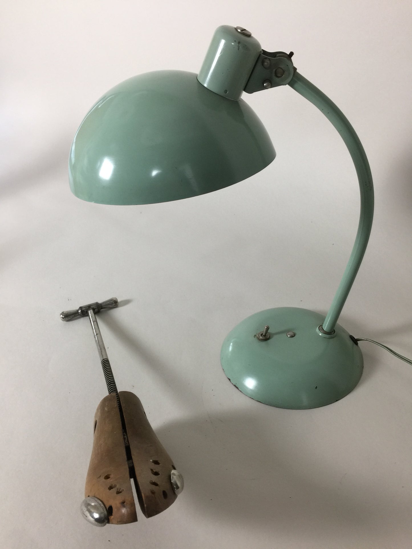 Skøn SIS Bauhaus bordlampe