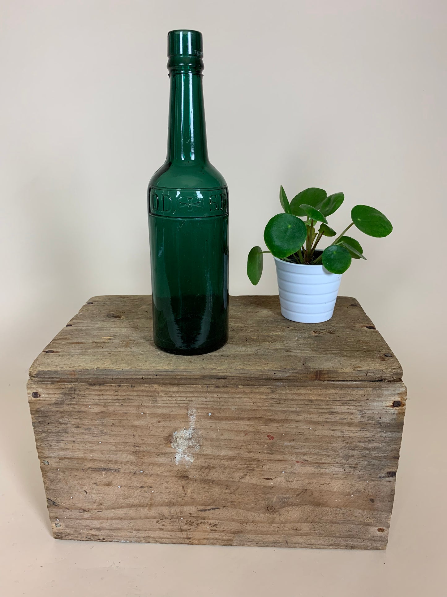 Grøn D.D.S.F flaske