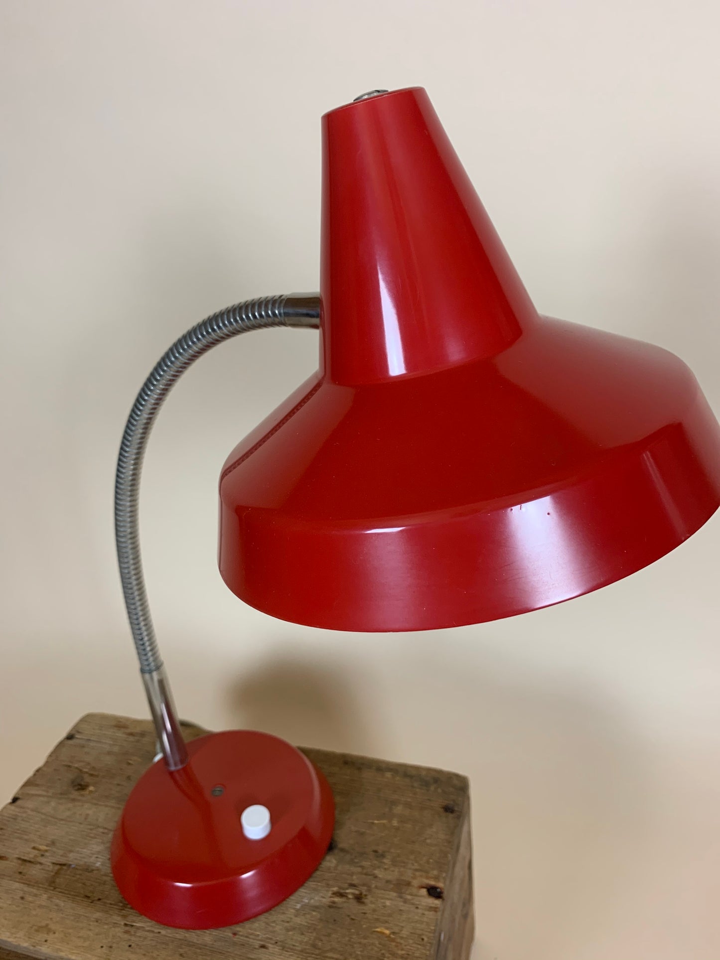 Rød retrolampe