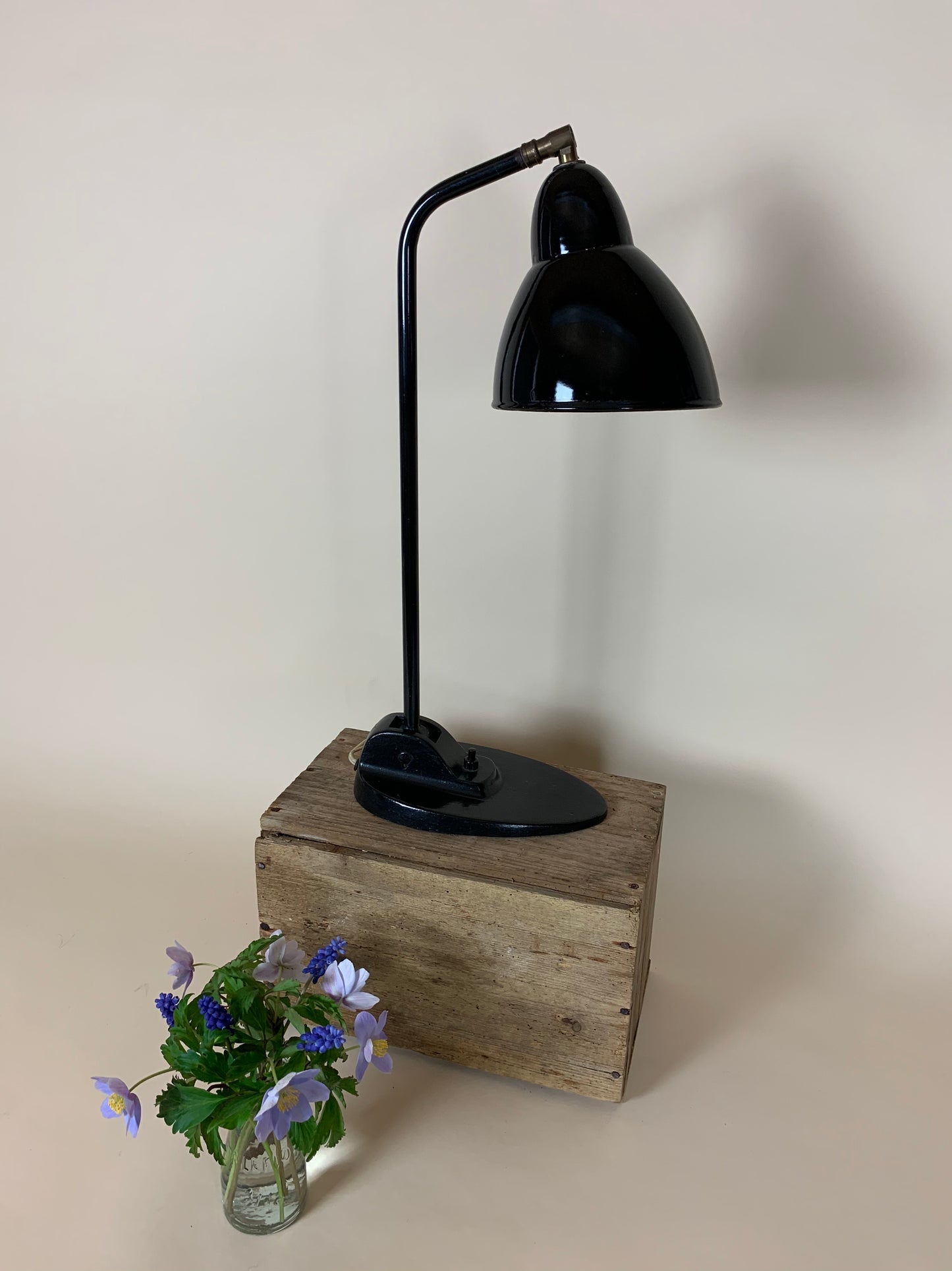 Jacobus vintage bordlampe i sort