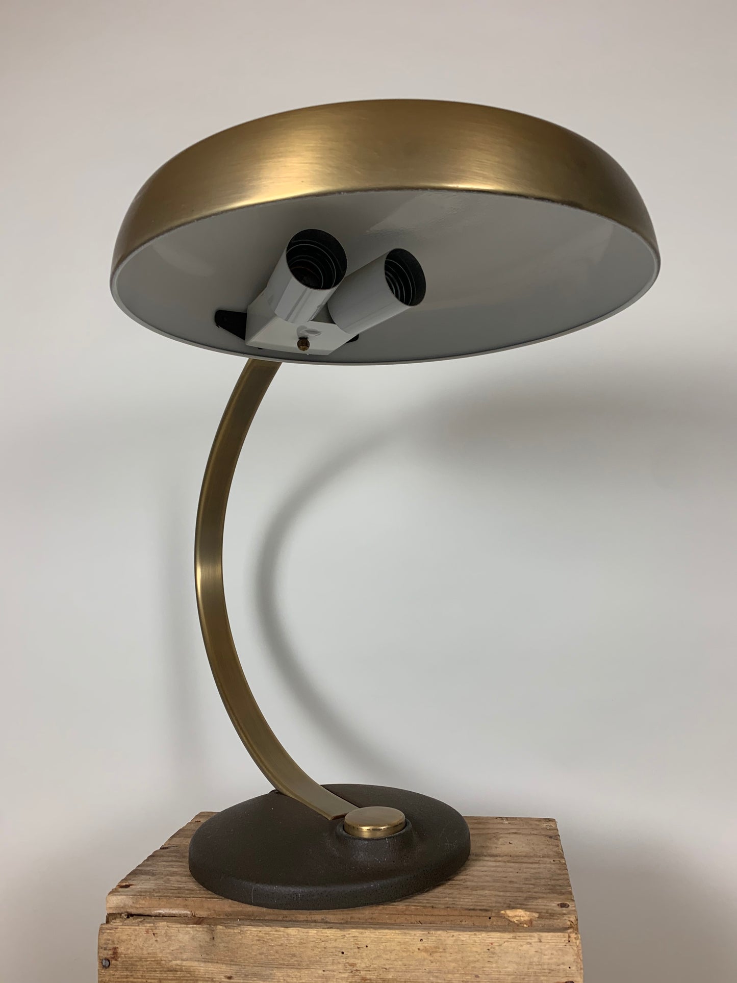 Stor Egon Hillebrand lampe