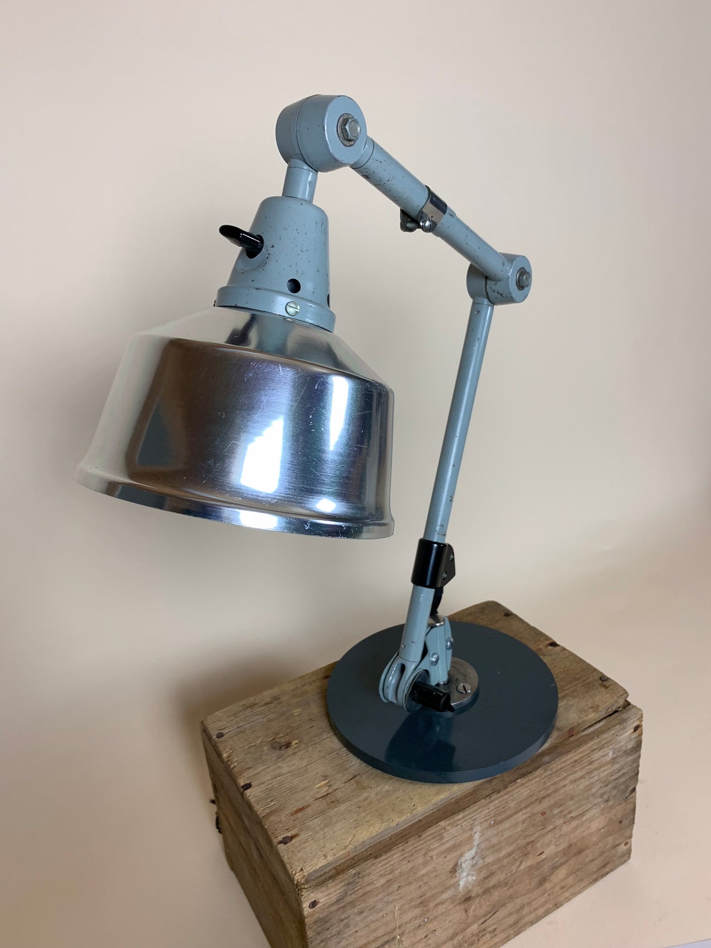 Midgard lampe - formgivet af Curt Fischer i 1920’erne