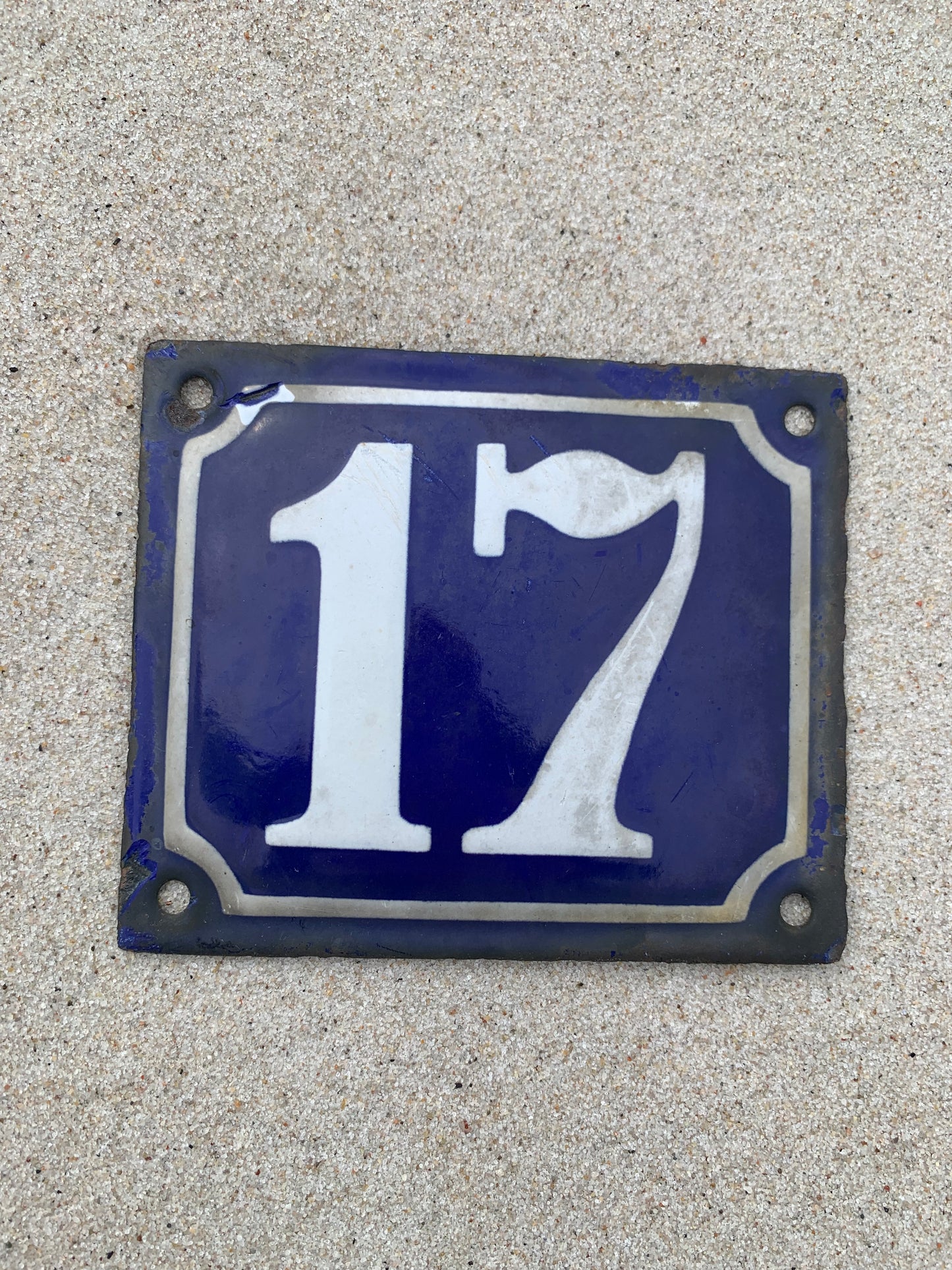 Husnummer i emalje - Nr. 17