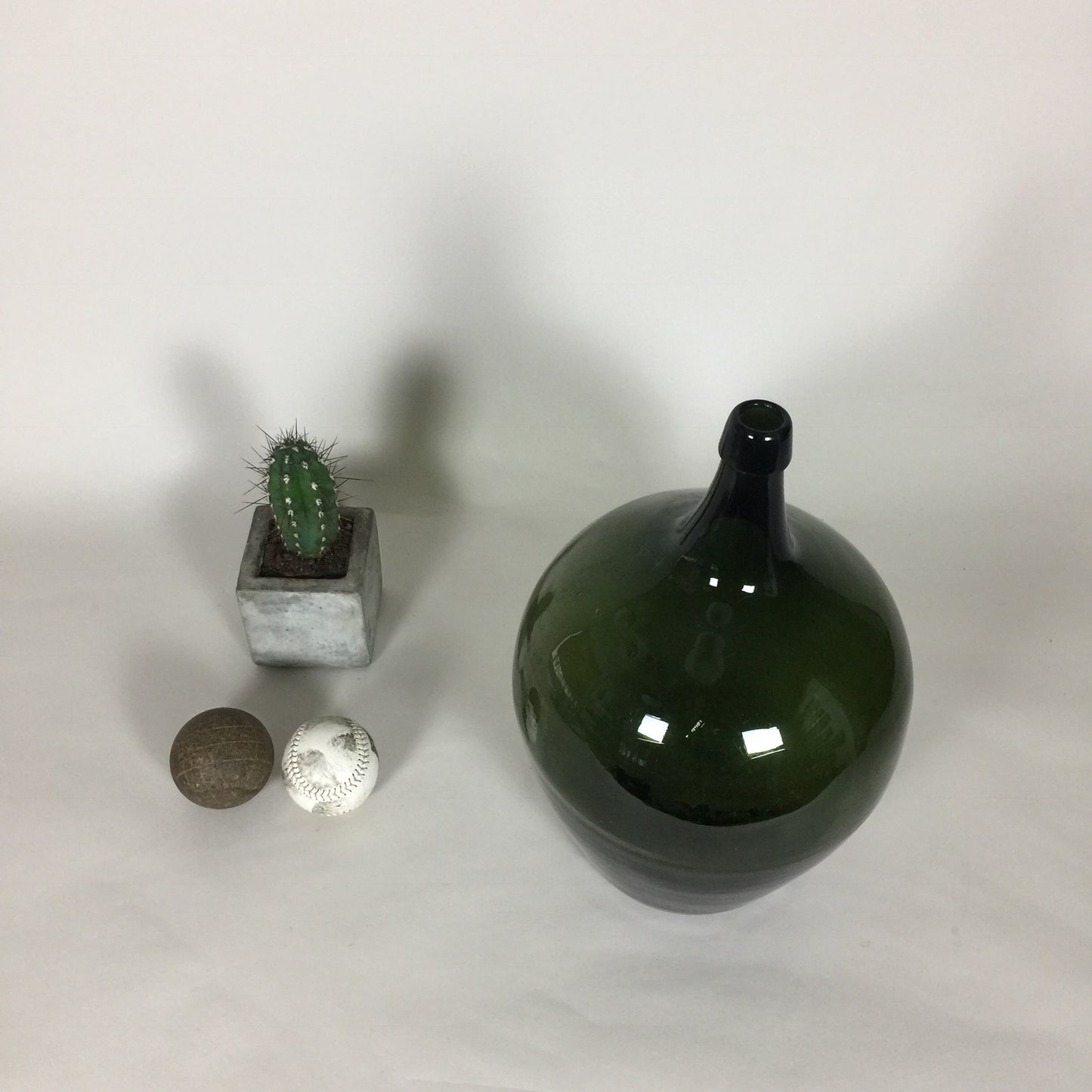 Vinballon i smuk og original flaskegrøn