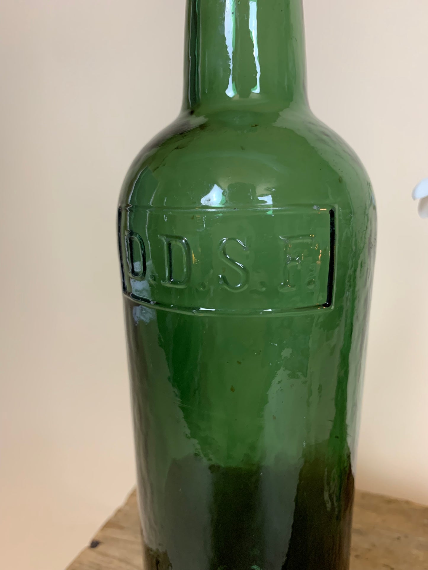 Grøn flaske D.D.S.F